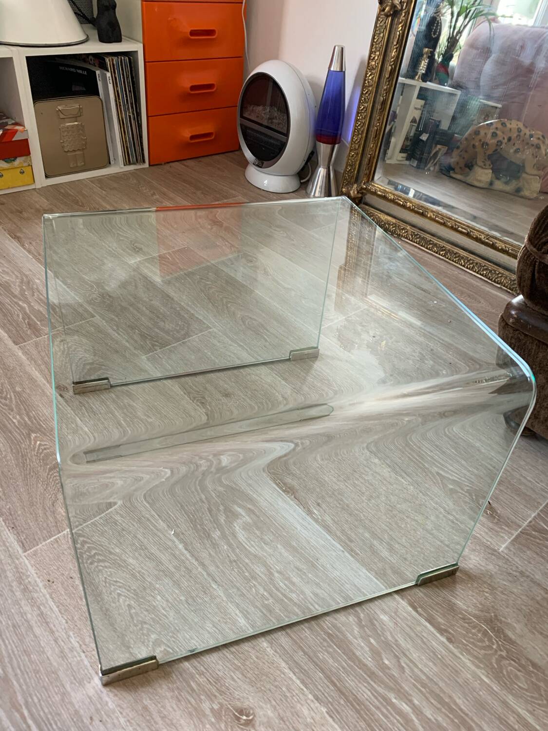 Curved glass coffee table