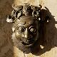 Masque africain en bronze vintage Bamoun, Cameroun