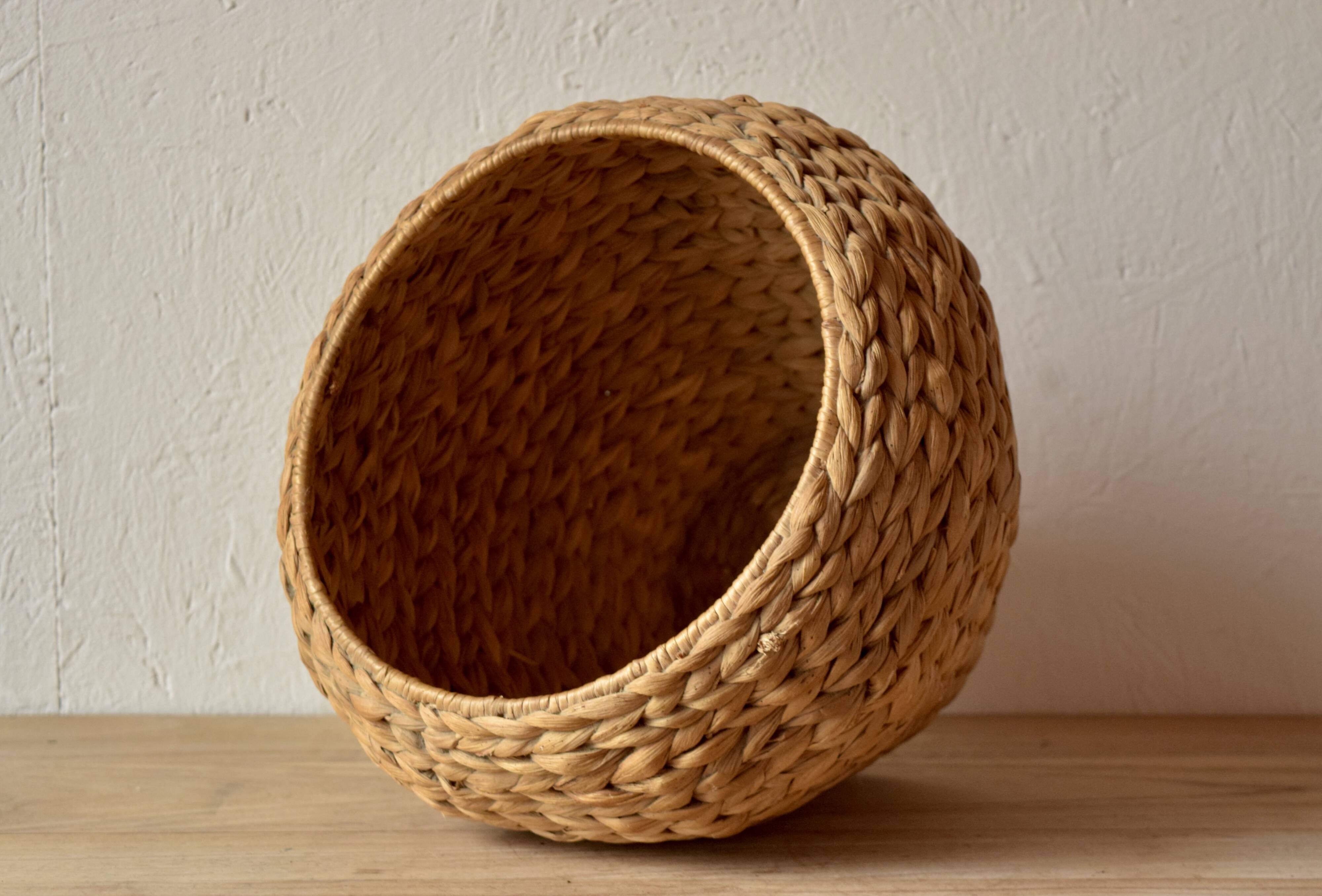 Water hyacinth planter