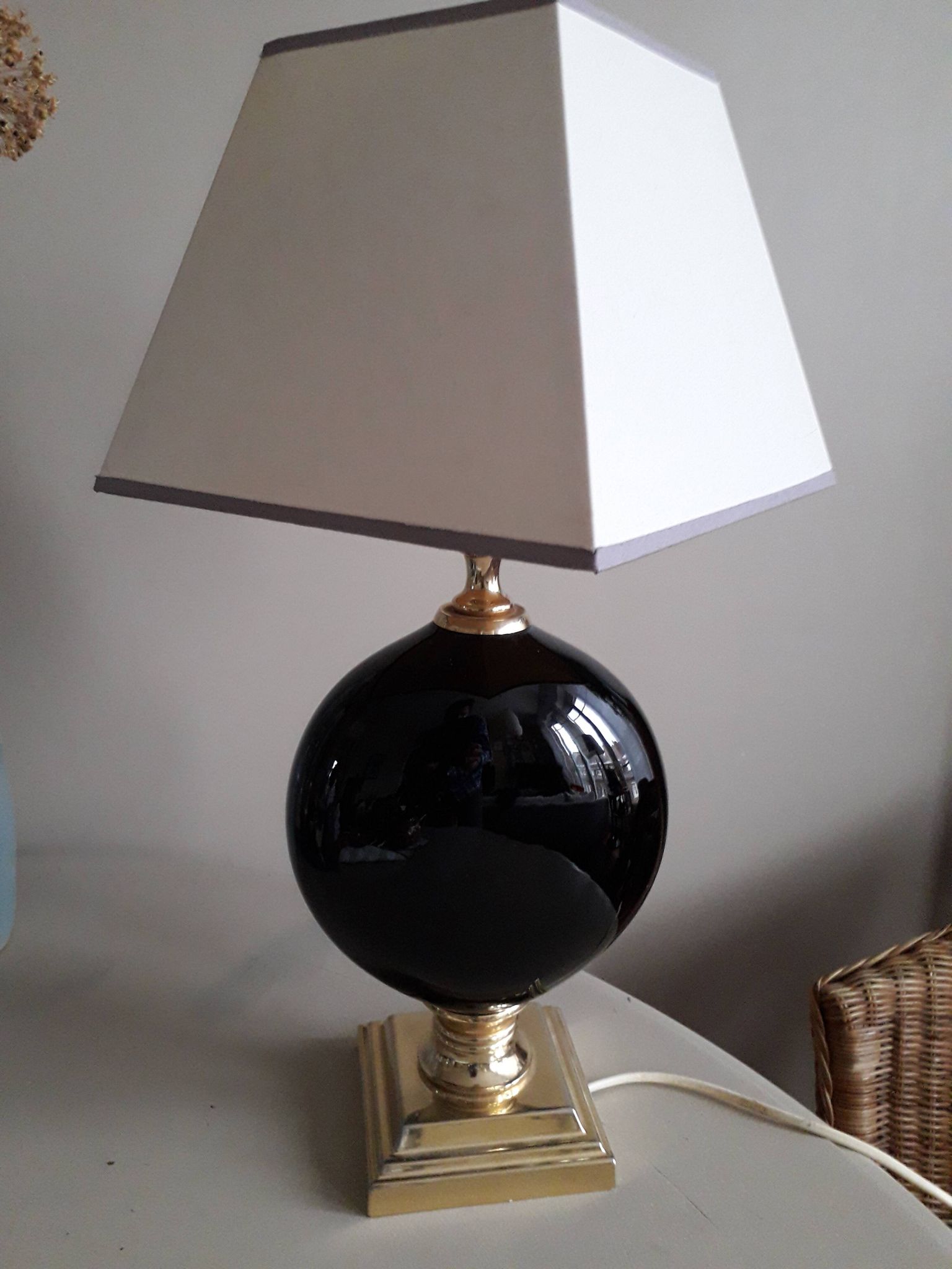 Lampe vintage avec pied en bakélite