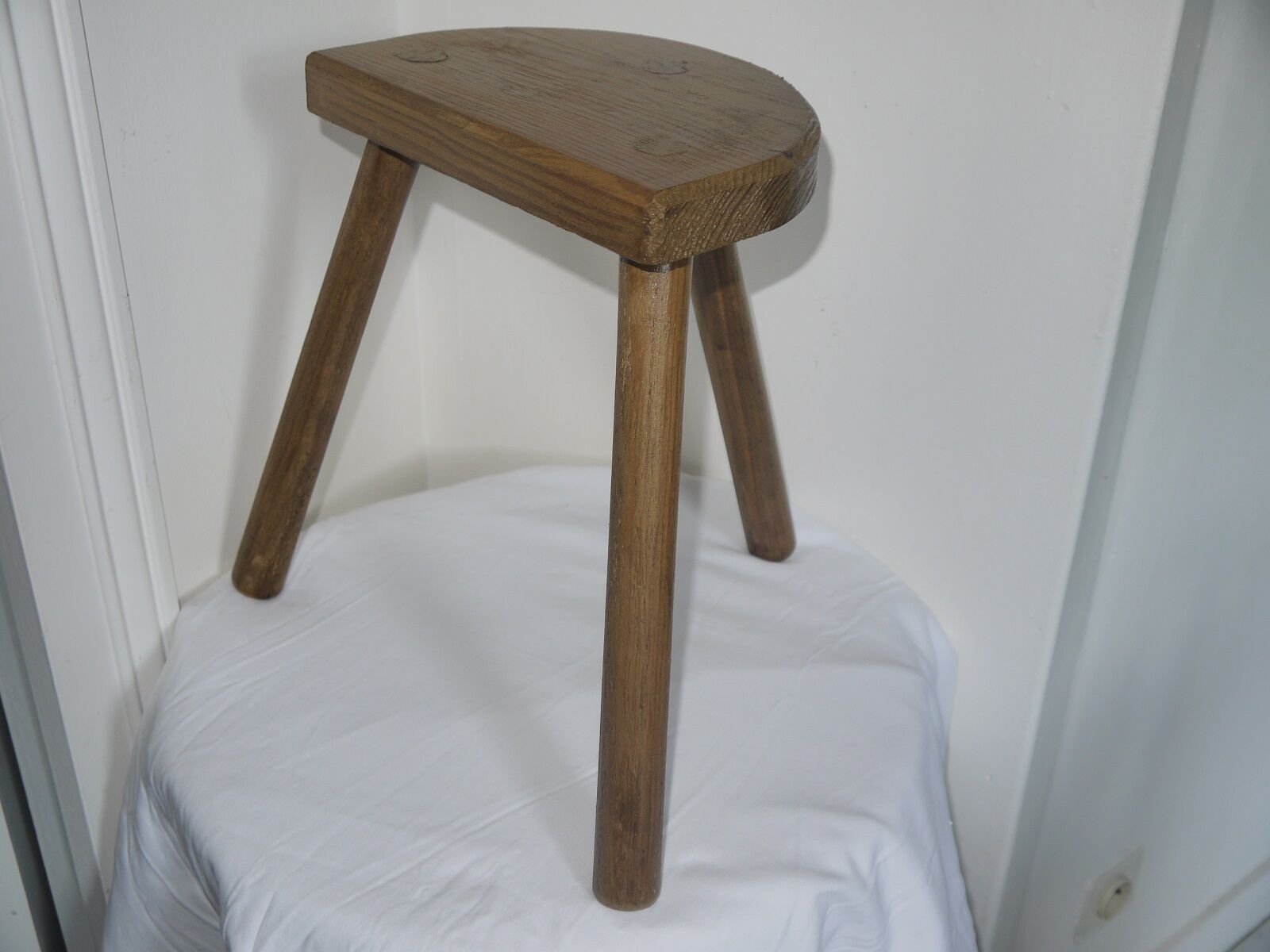 V stool