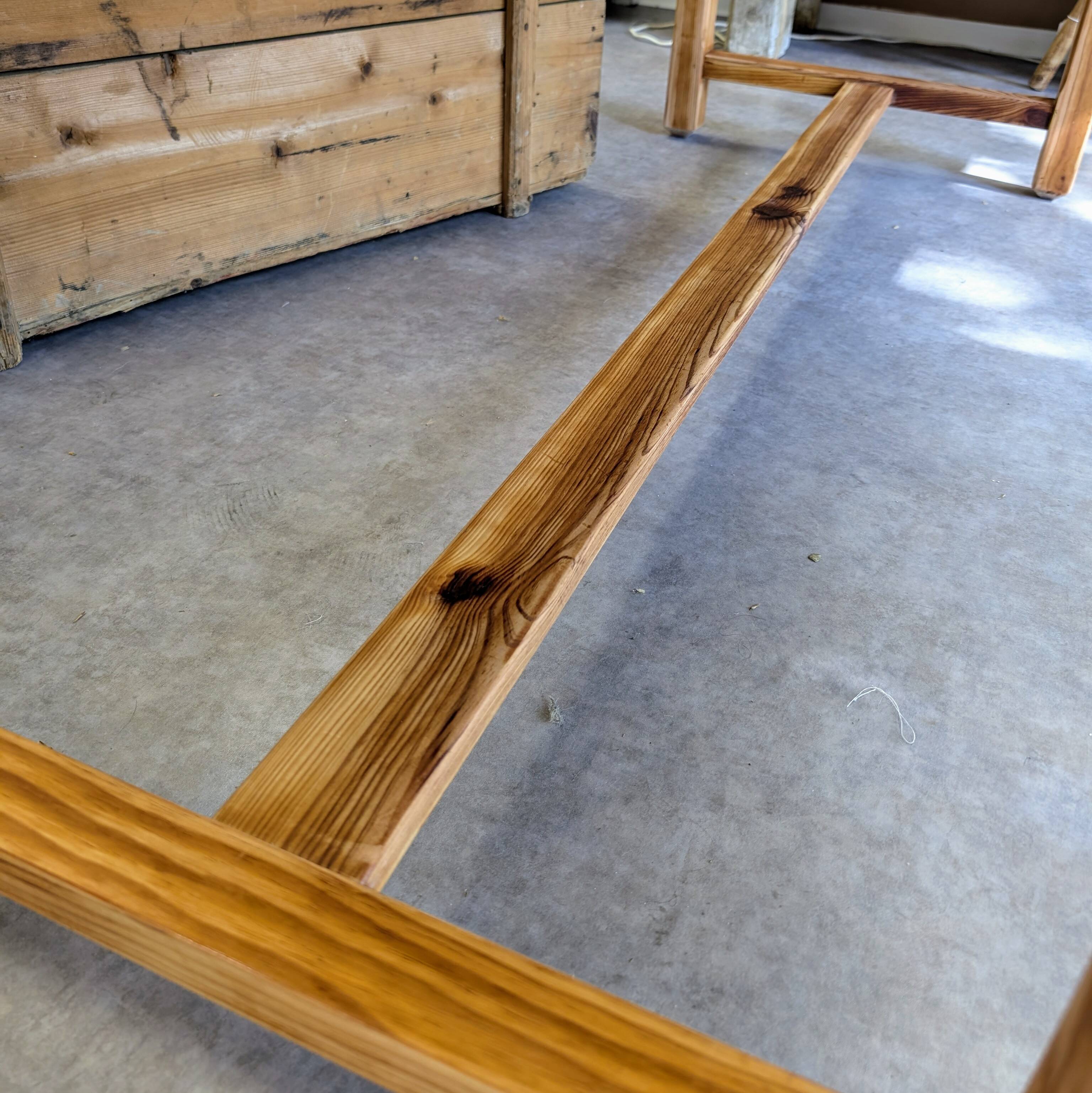 Farmhouse table with spacer base