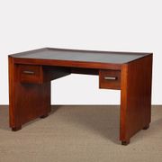 Bureau en bois, travail moderniste des années 1930