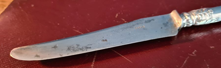 Box of 12 dessert knives