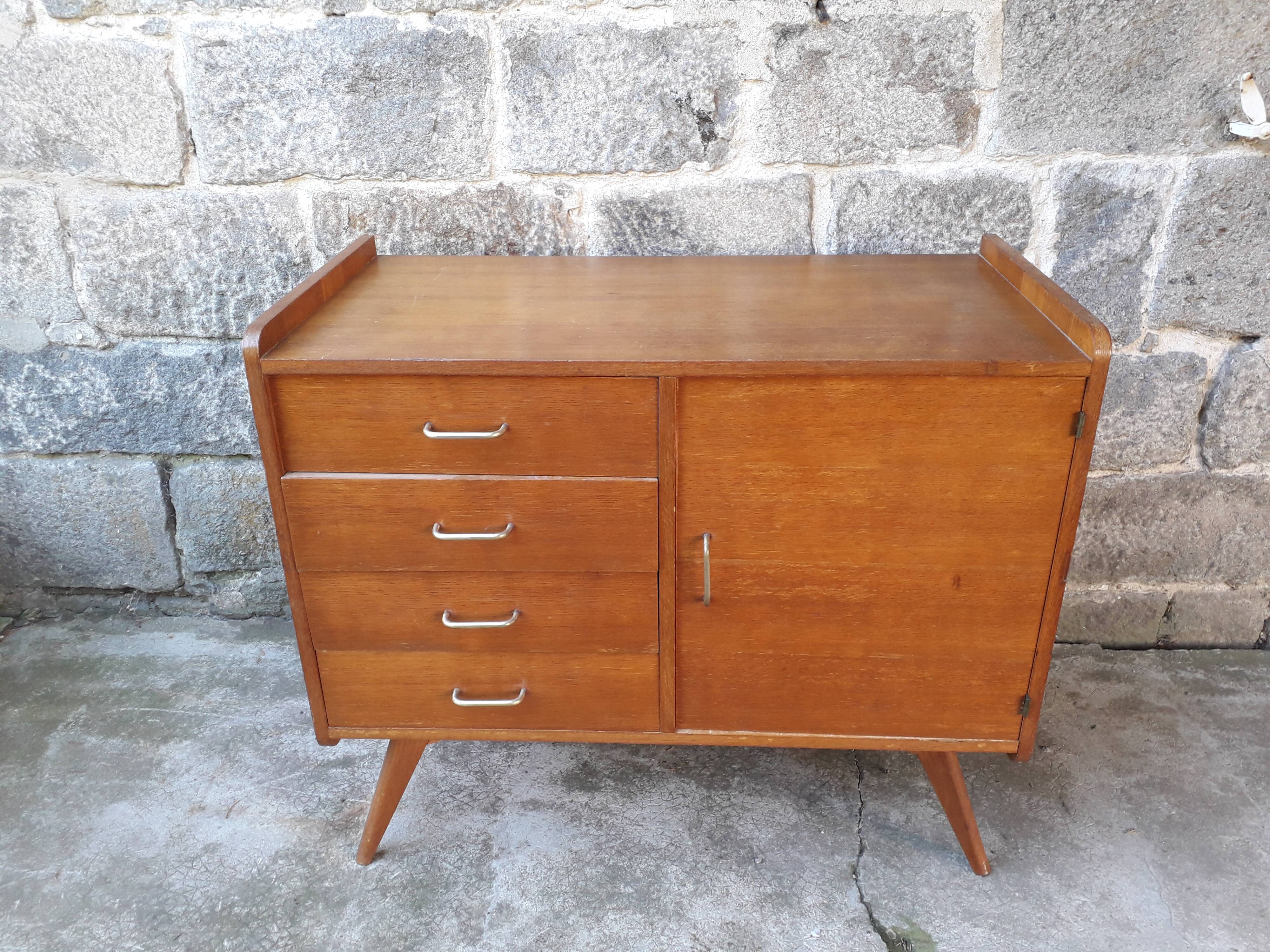 Vintage dresser compass feet