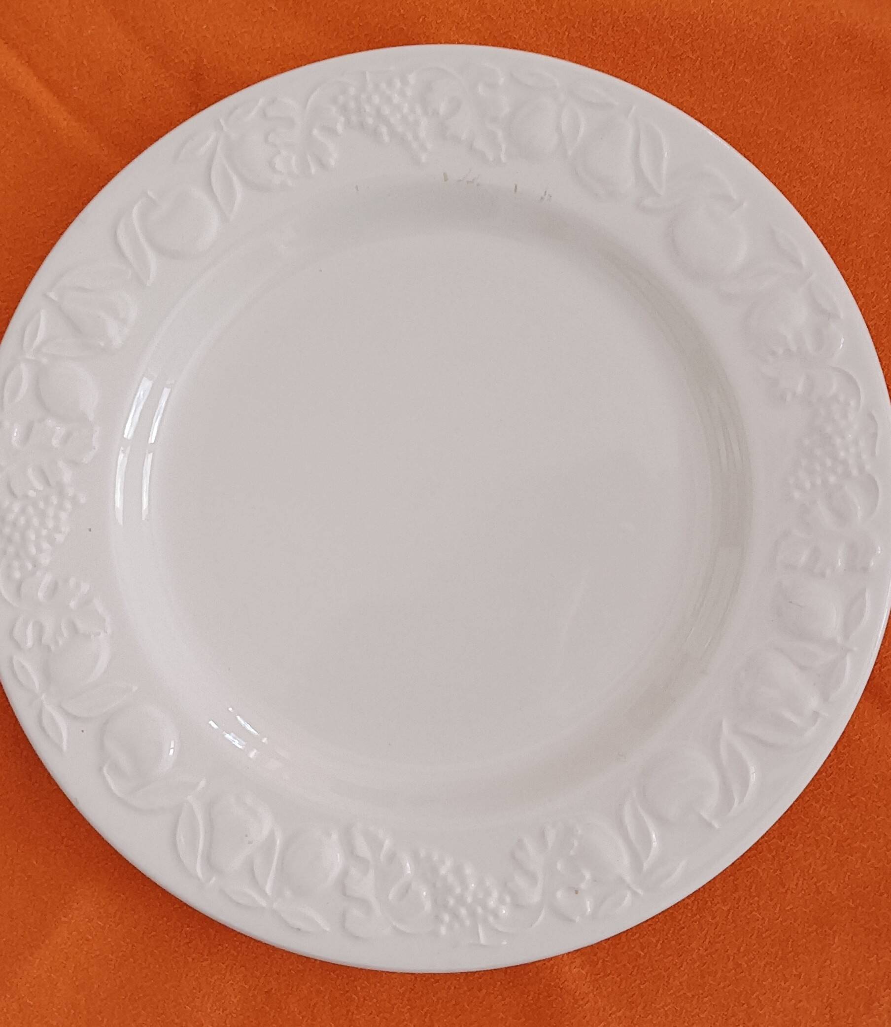 6 Franco Giorgi dessert plates by Quadrifoglio + Gingo B cutlery