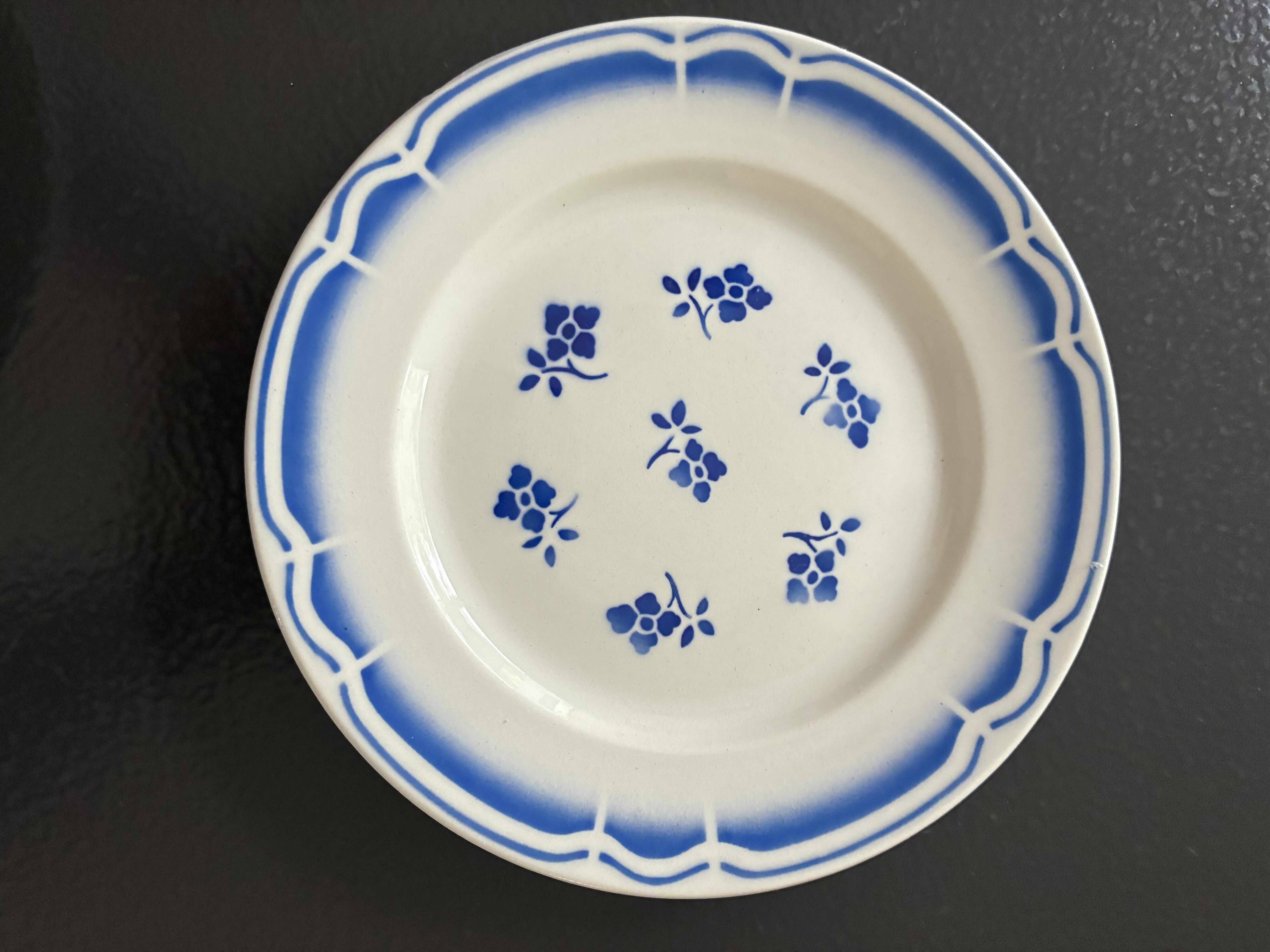 Set of 3 antique blue faience dessert plates.