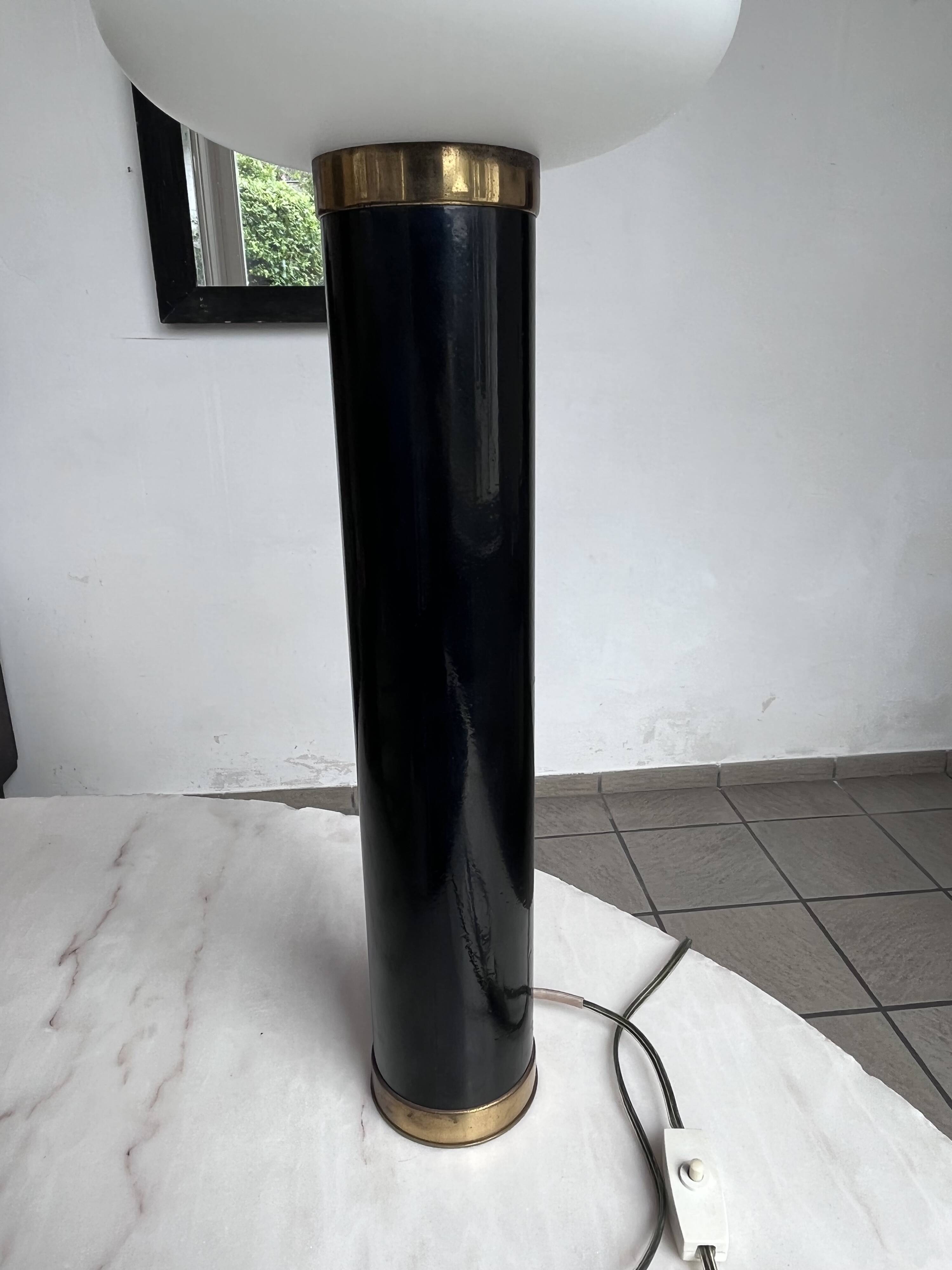 Art Deco modernist lamp