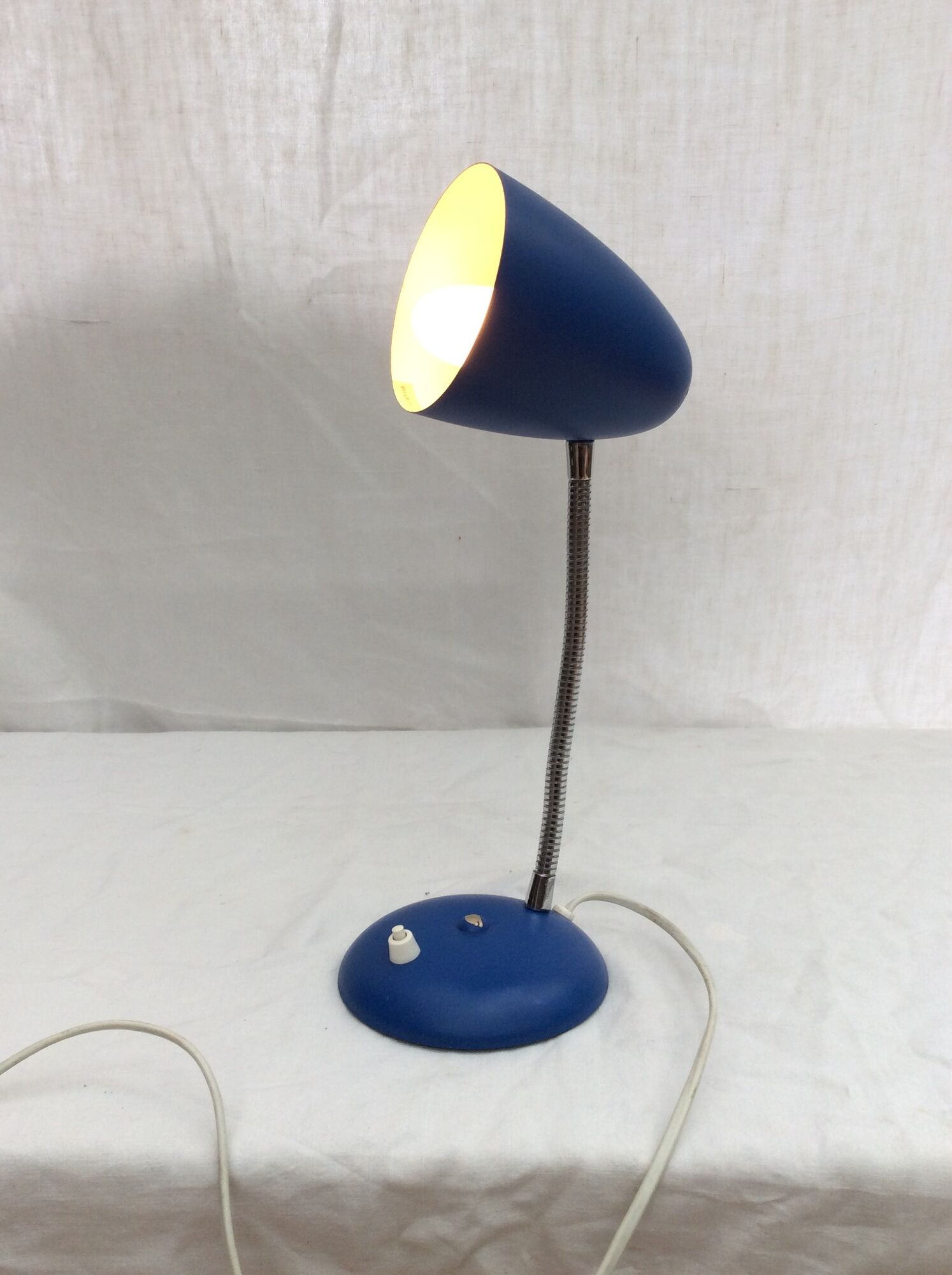 Lamp to be installed by Igor Paris