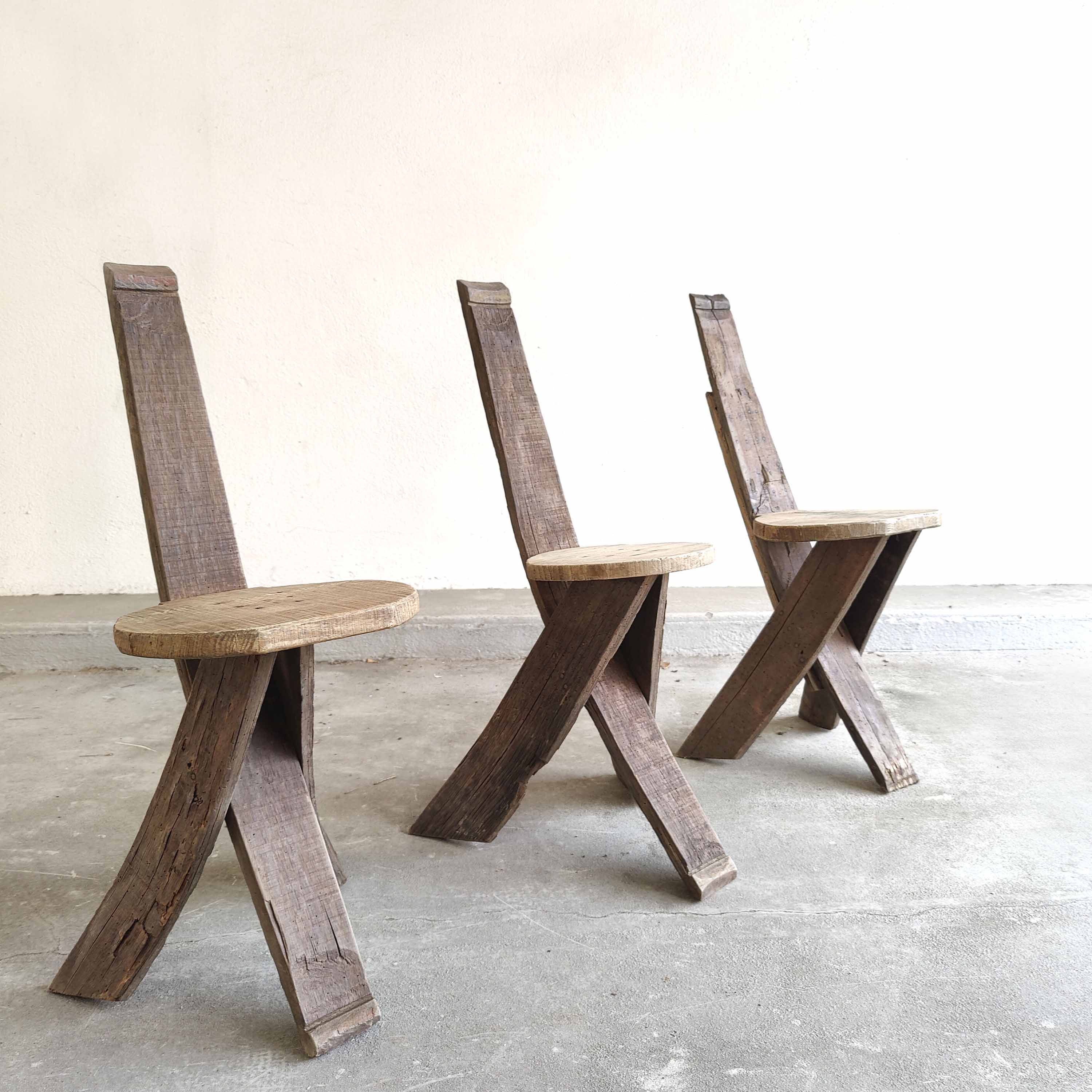 Set of 3 chairs brutalist tripod solid wood