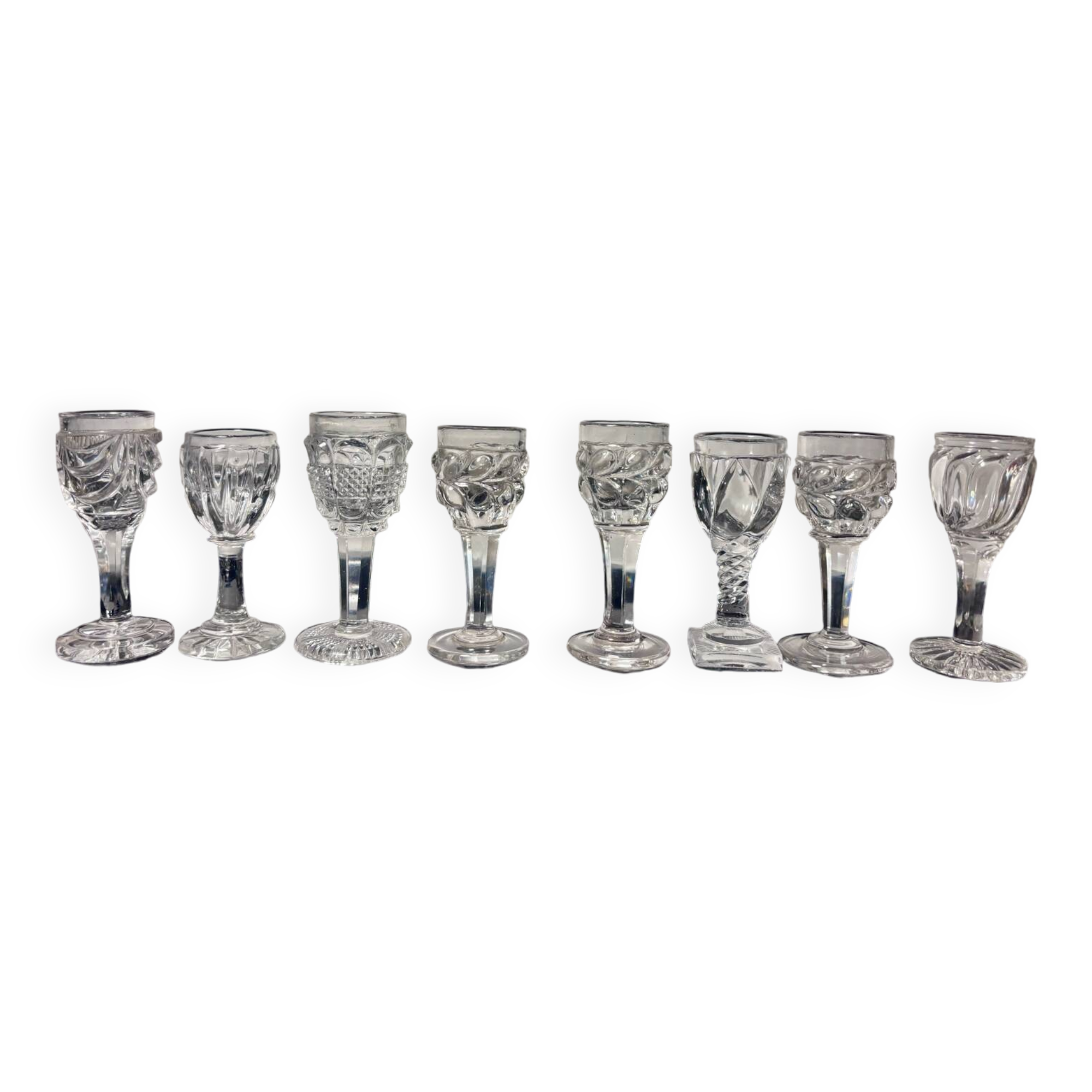 Cabaret set Baccarat 8 glasses and silver plated tray