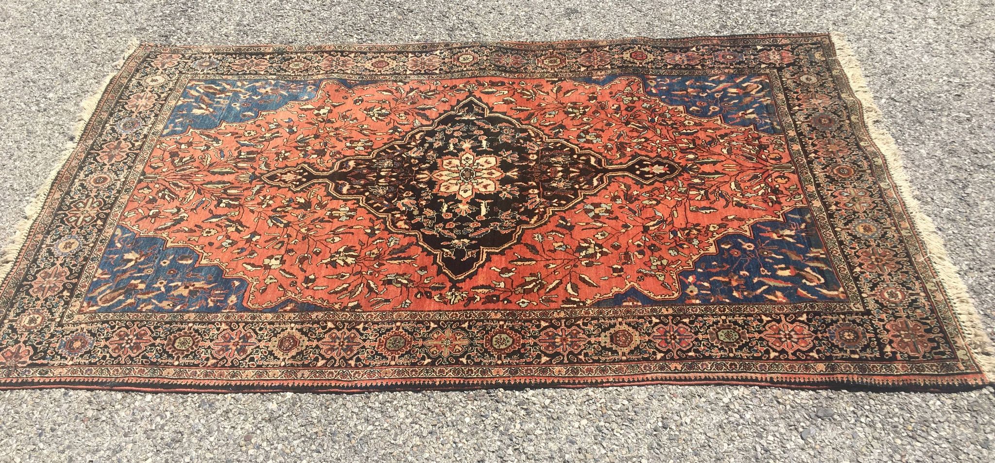 Tapis d'orient Iran Sarouk  Ancien - 1.25 X 2.05 mètres.