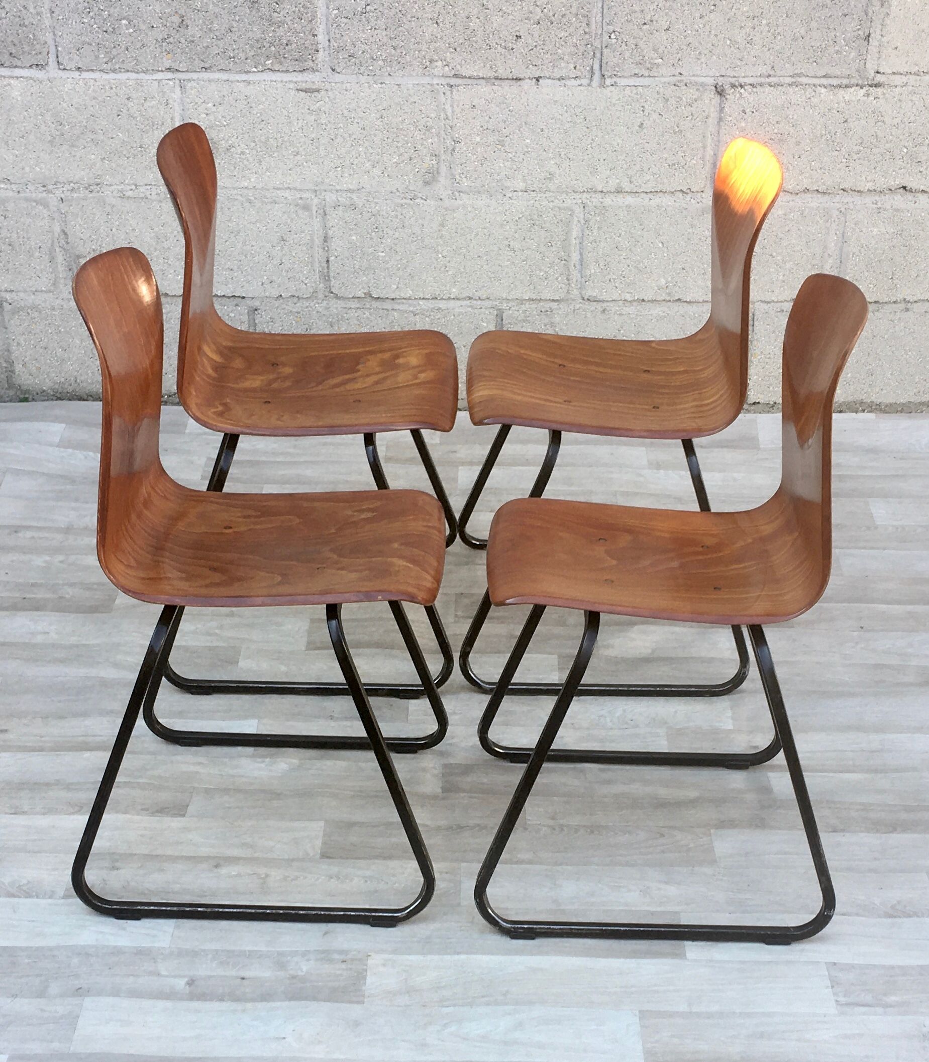 Set of 4 chairs Galvanitas S23 oak