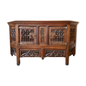 Buffet, Néo gothique, XIXème
