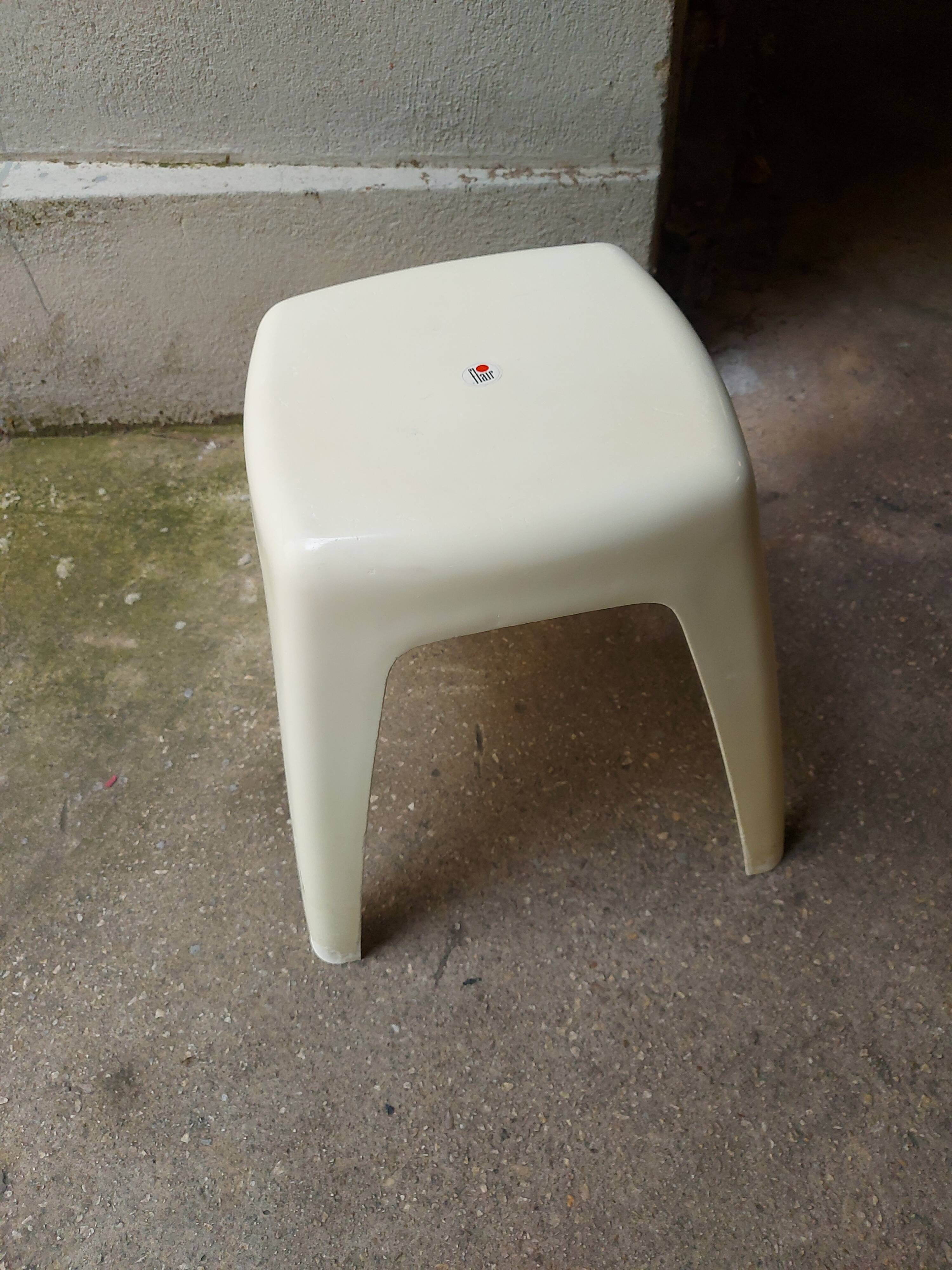 Vintage flair side table, for prisunic