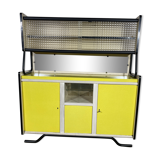 Yellow vintage kitchen furniture in Formica