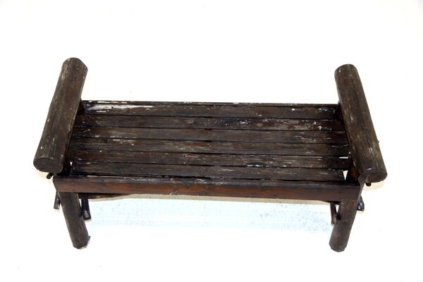Banc brutaliste en bois, suède, 1970