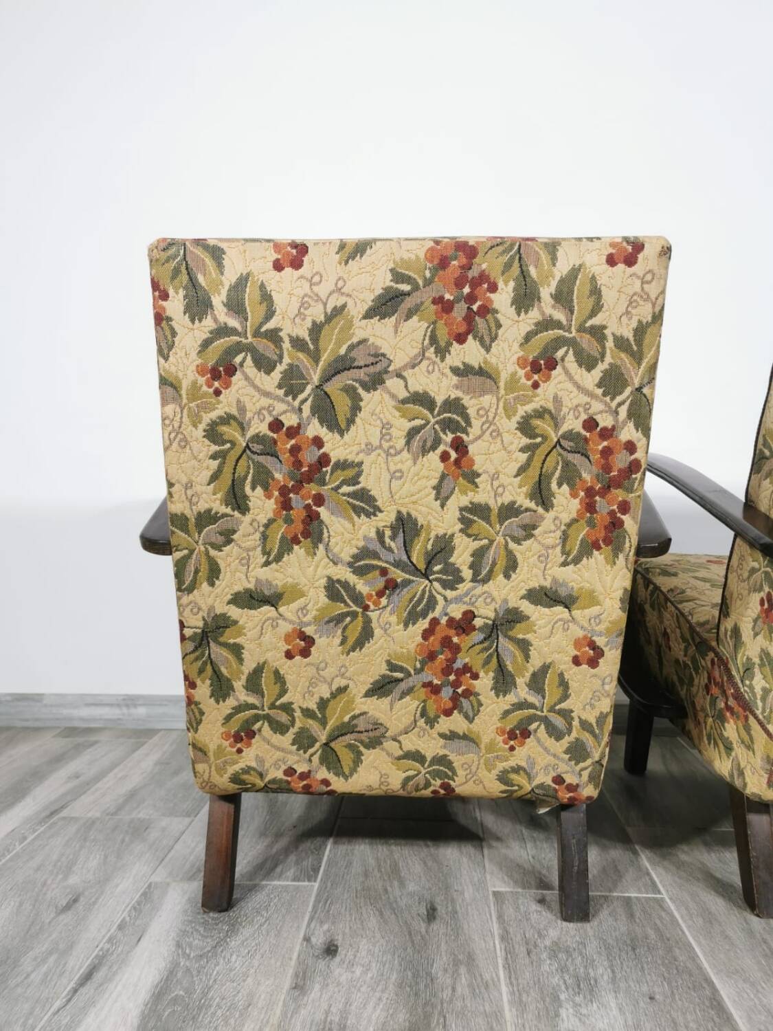 Art deco armchair by Jindrich Halabala