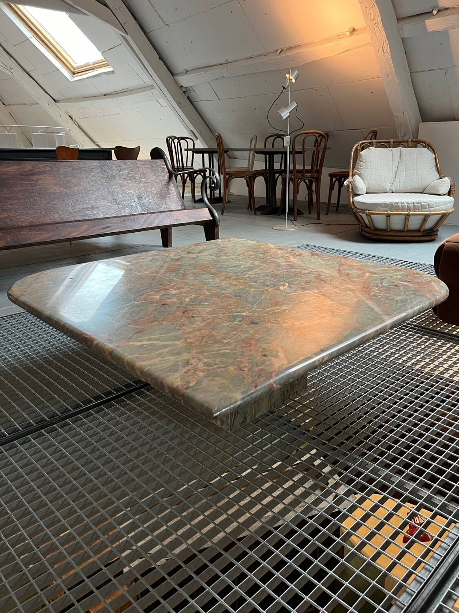 Table basse en marbre