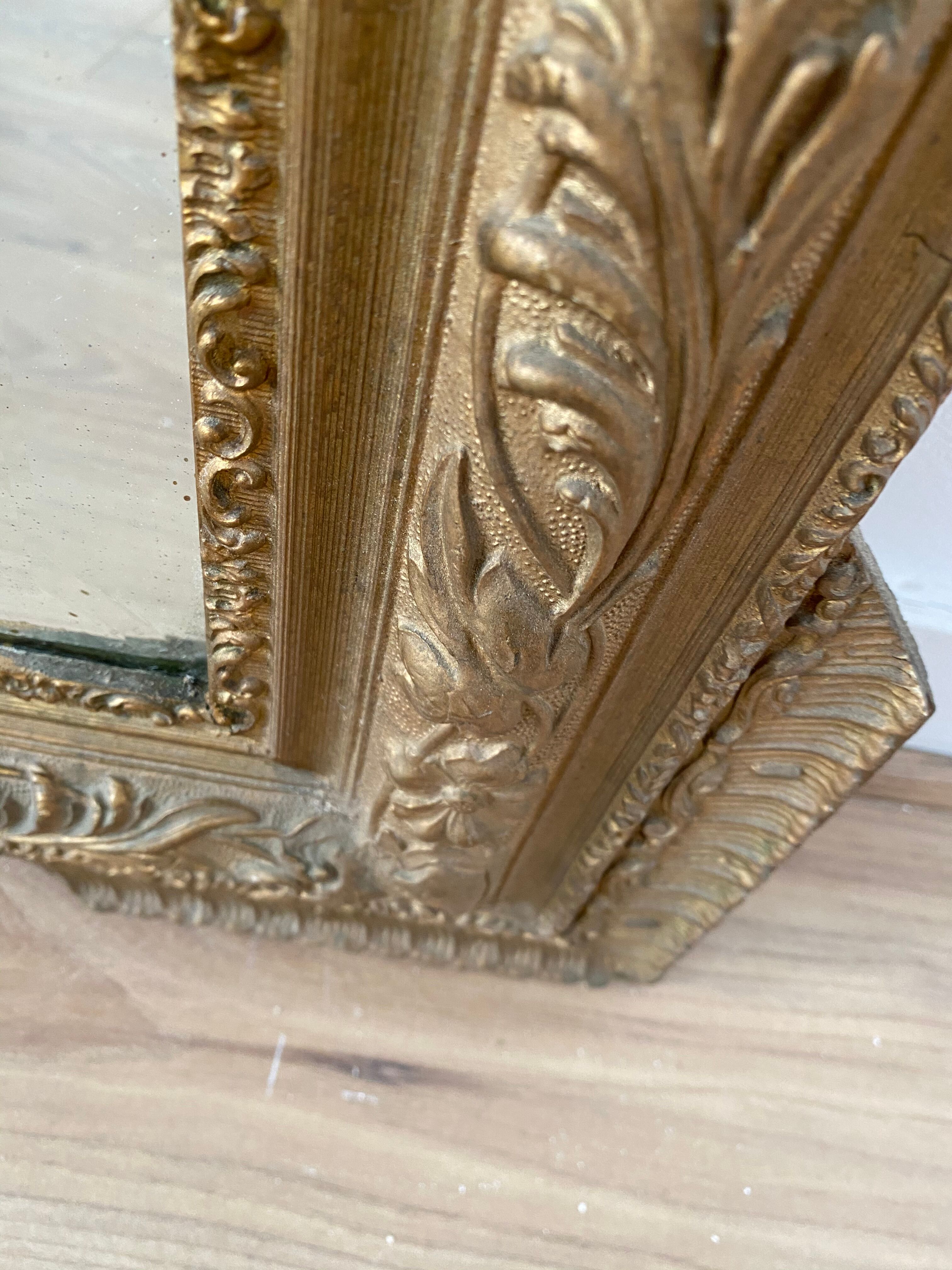 Old mirror with pediment  72x112cm