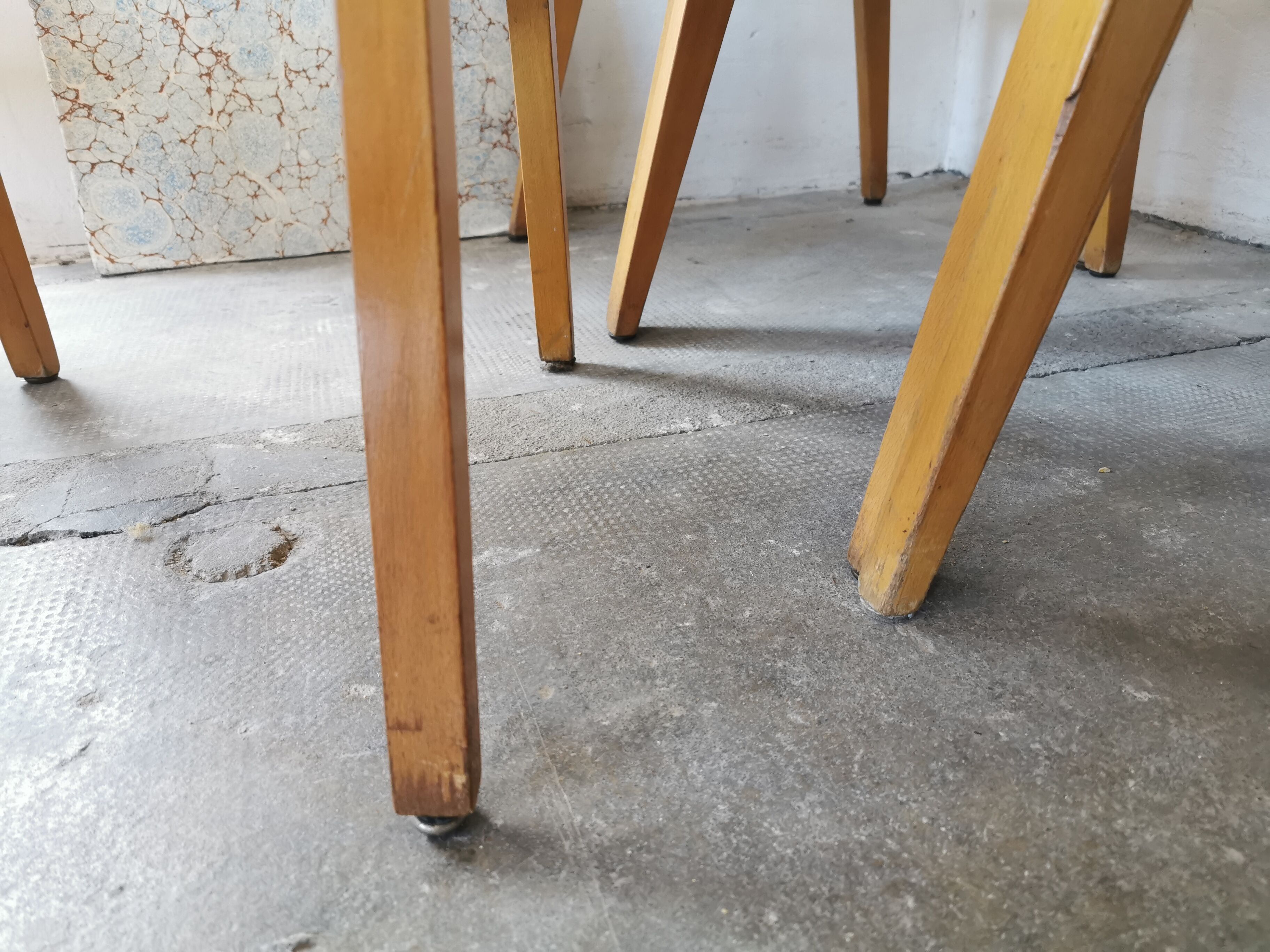 Set of 10 vintage theater chairs compass feet