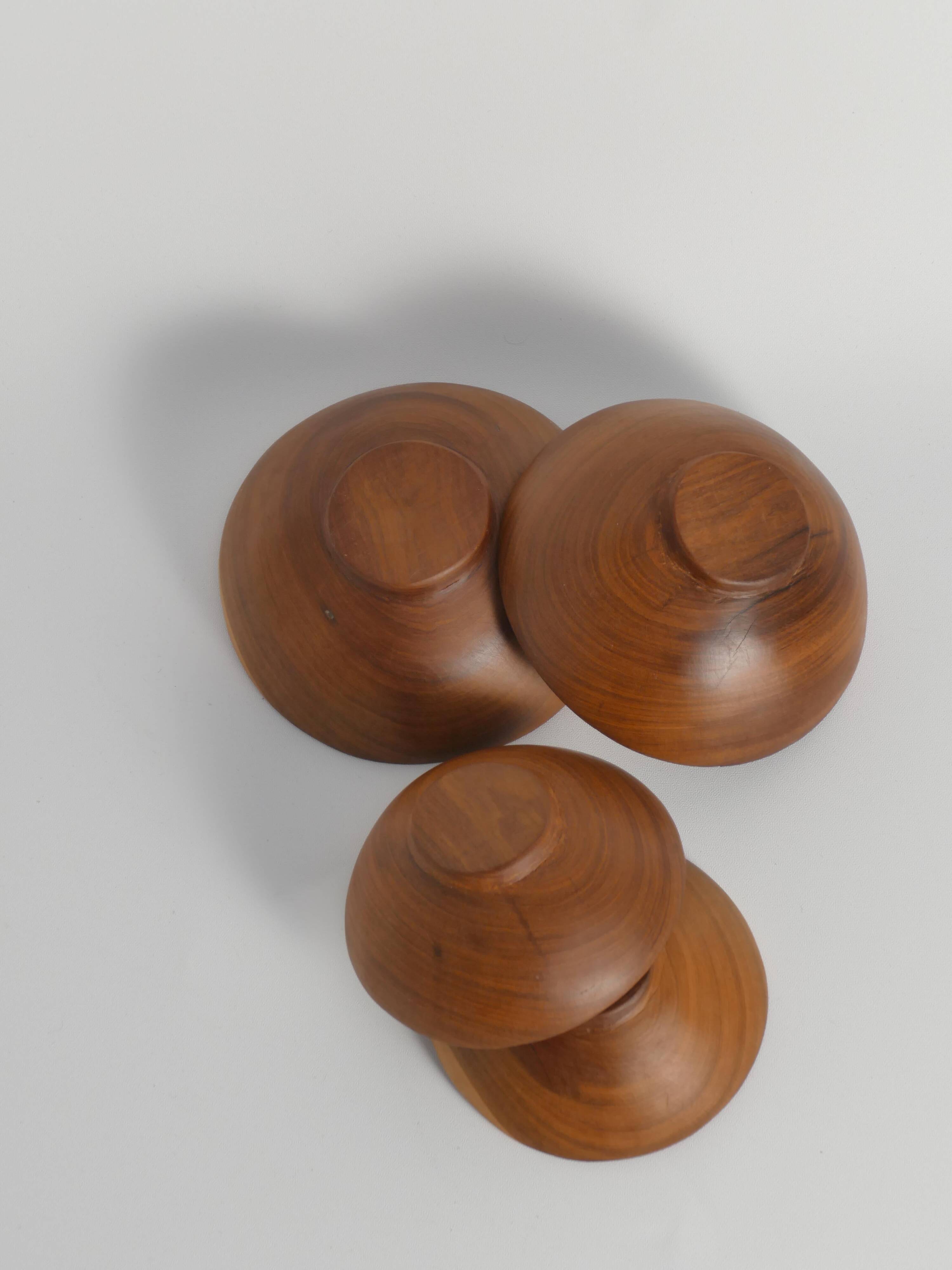 Handmade Akacia Wood Bowls, Set of 4