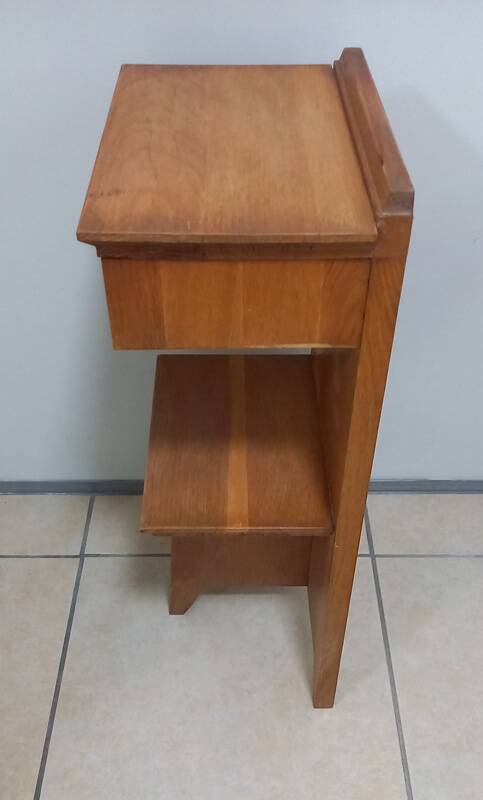 Vintage tripod oak bedside table