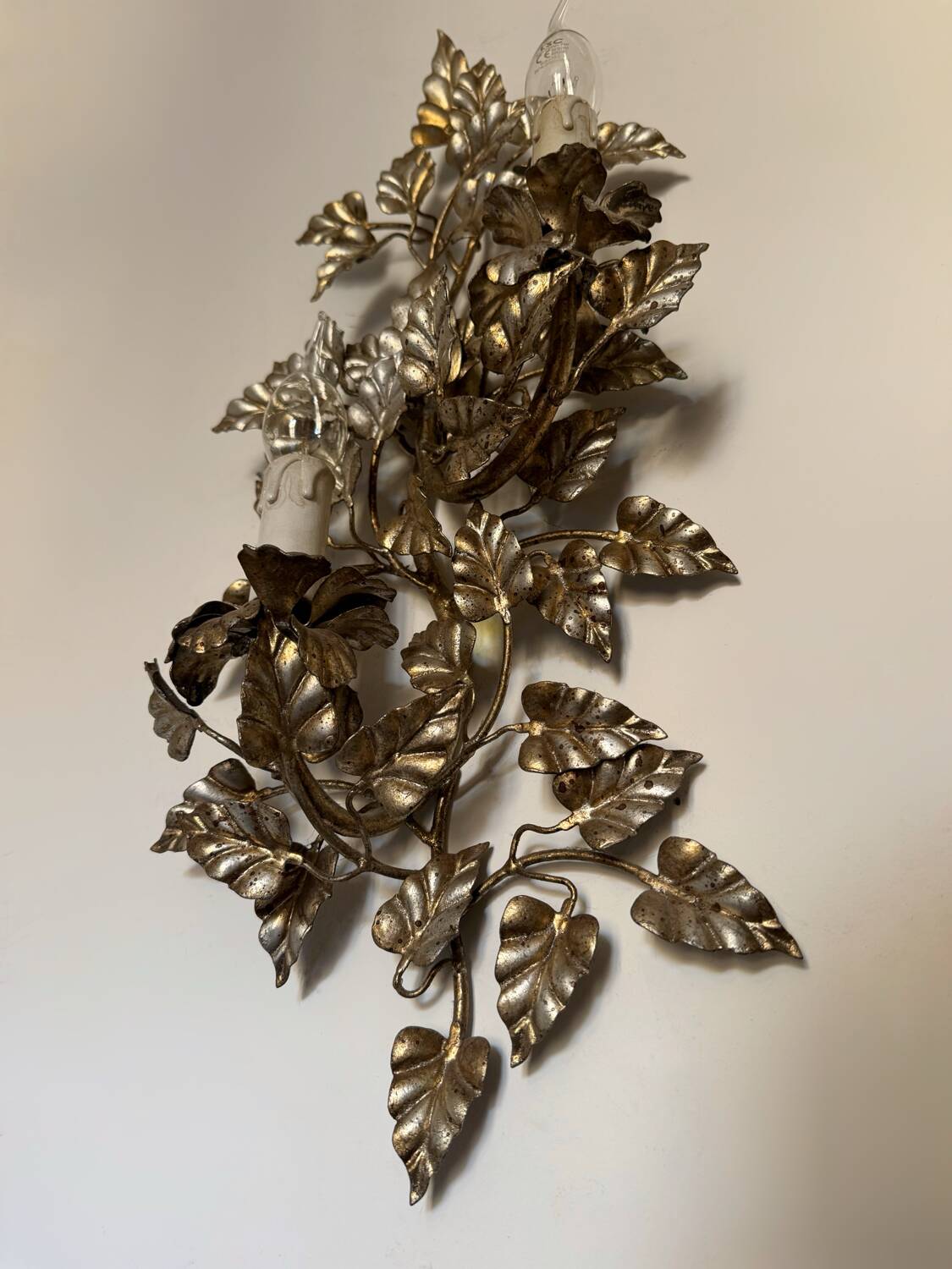 Florentine foliage applique from the 1960s.