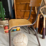 Children's school chair in wood and metal