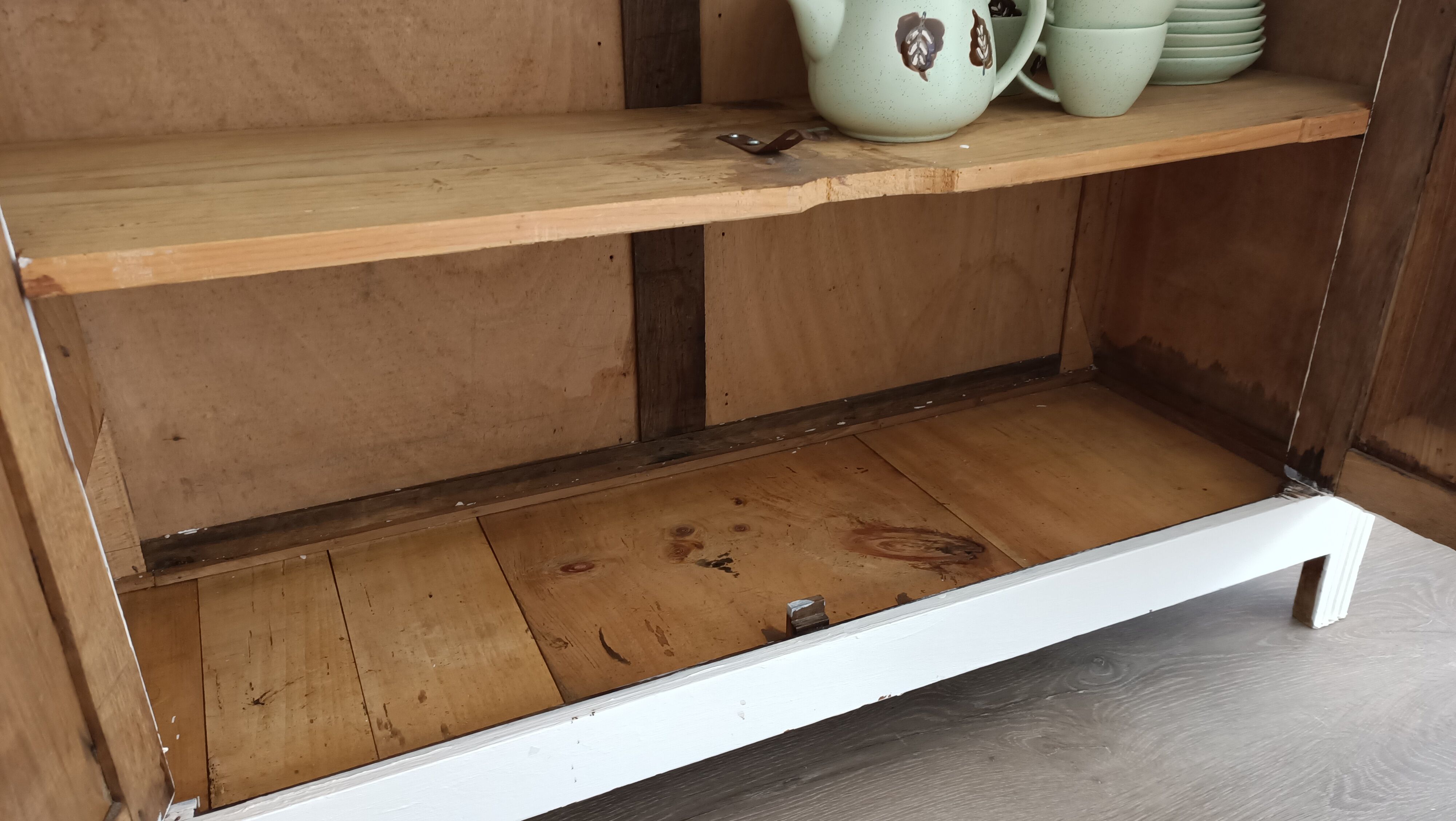 White Parisian buffet