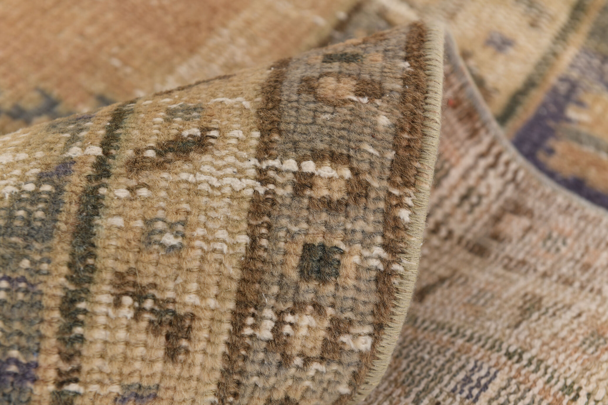 6x9 Old Antique Vintage Rug, 196x270Cm