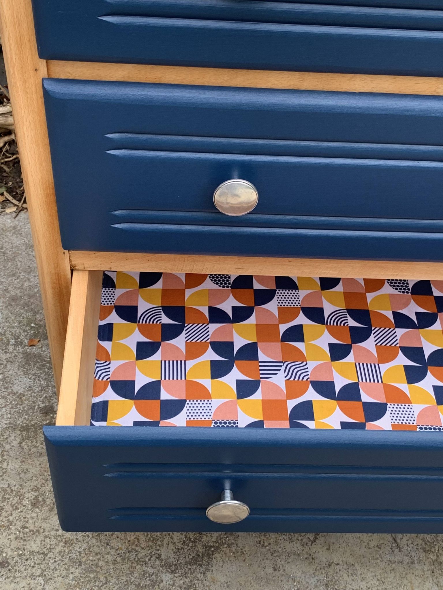 Art Deco chest of drawers in raw wood and blue, 1940