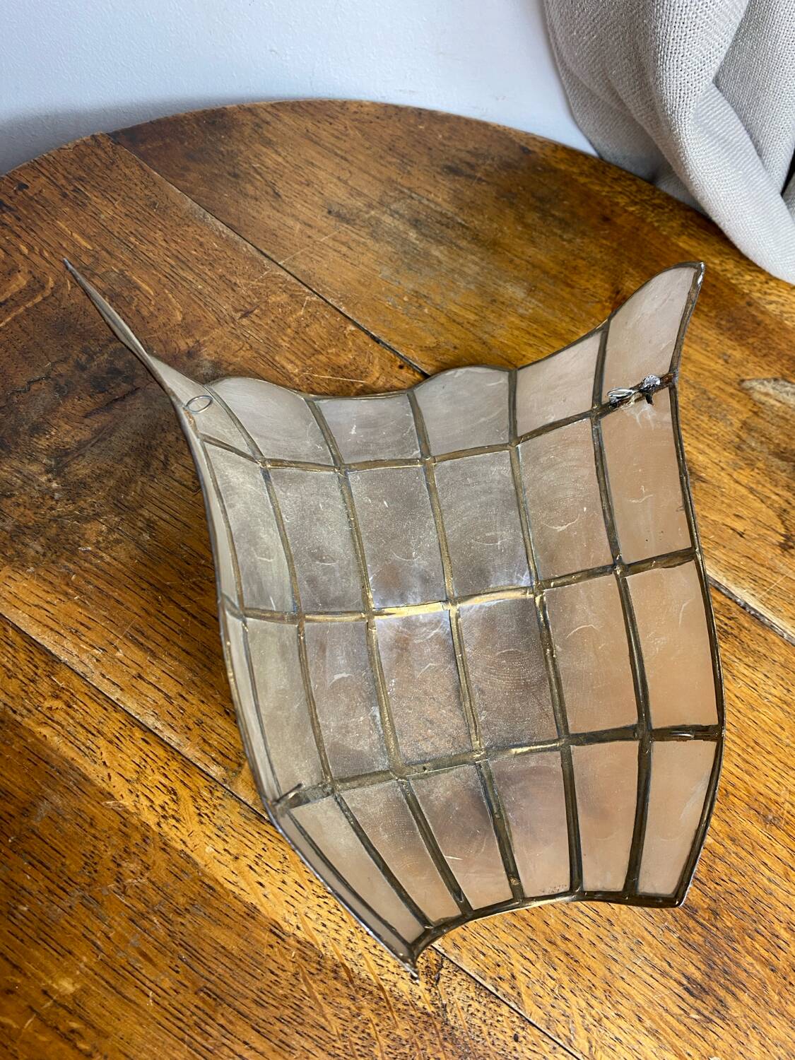 Applique en nacre et laiton