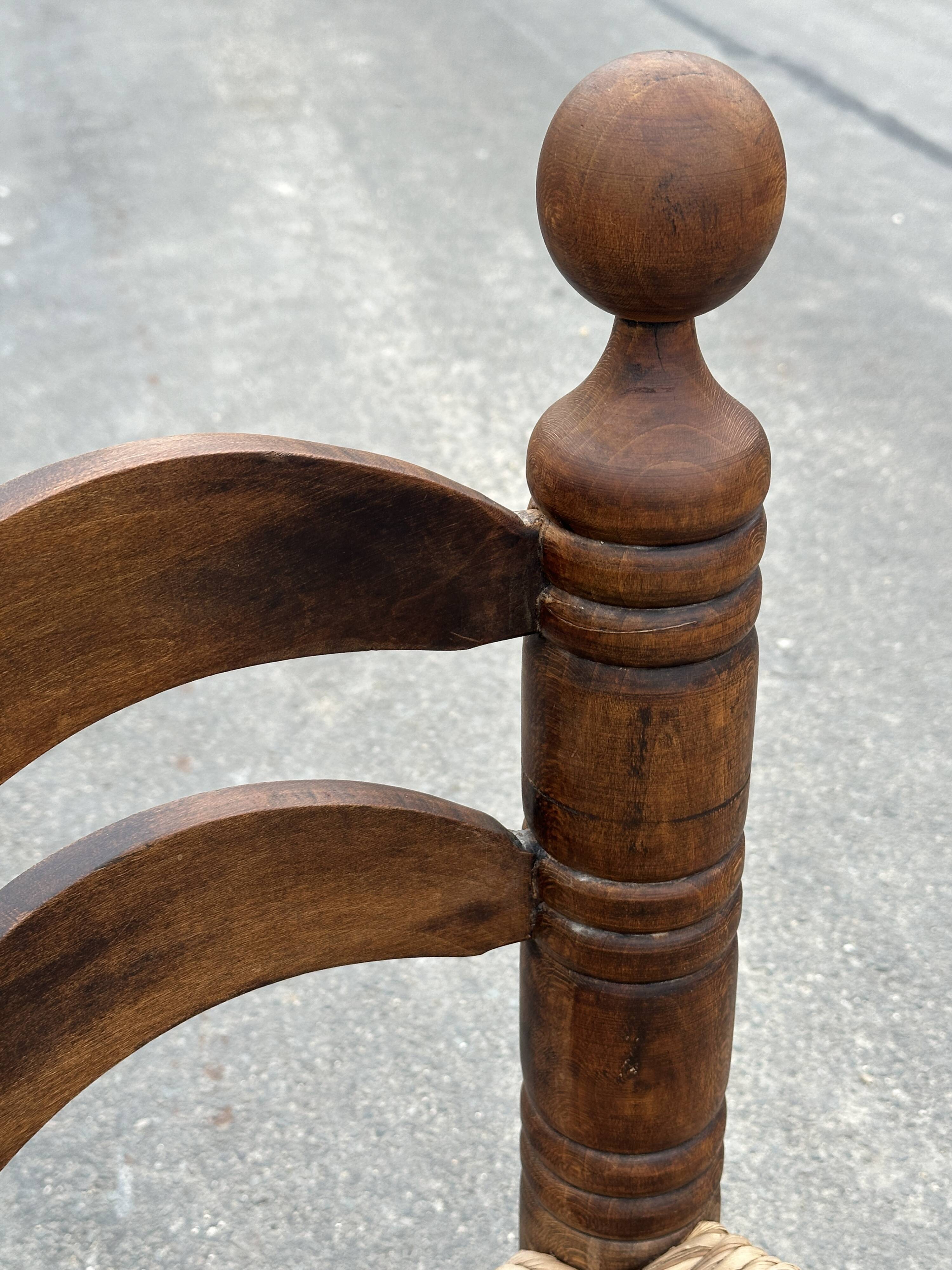 Low chair in oak and straw vintage design 60s