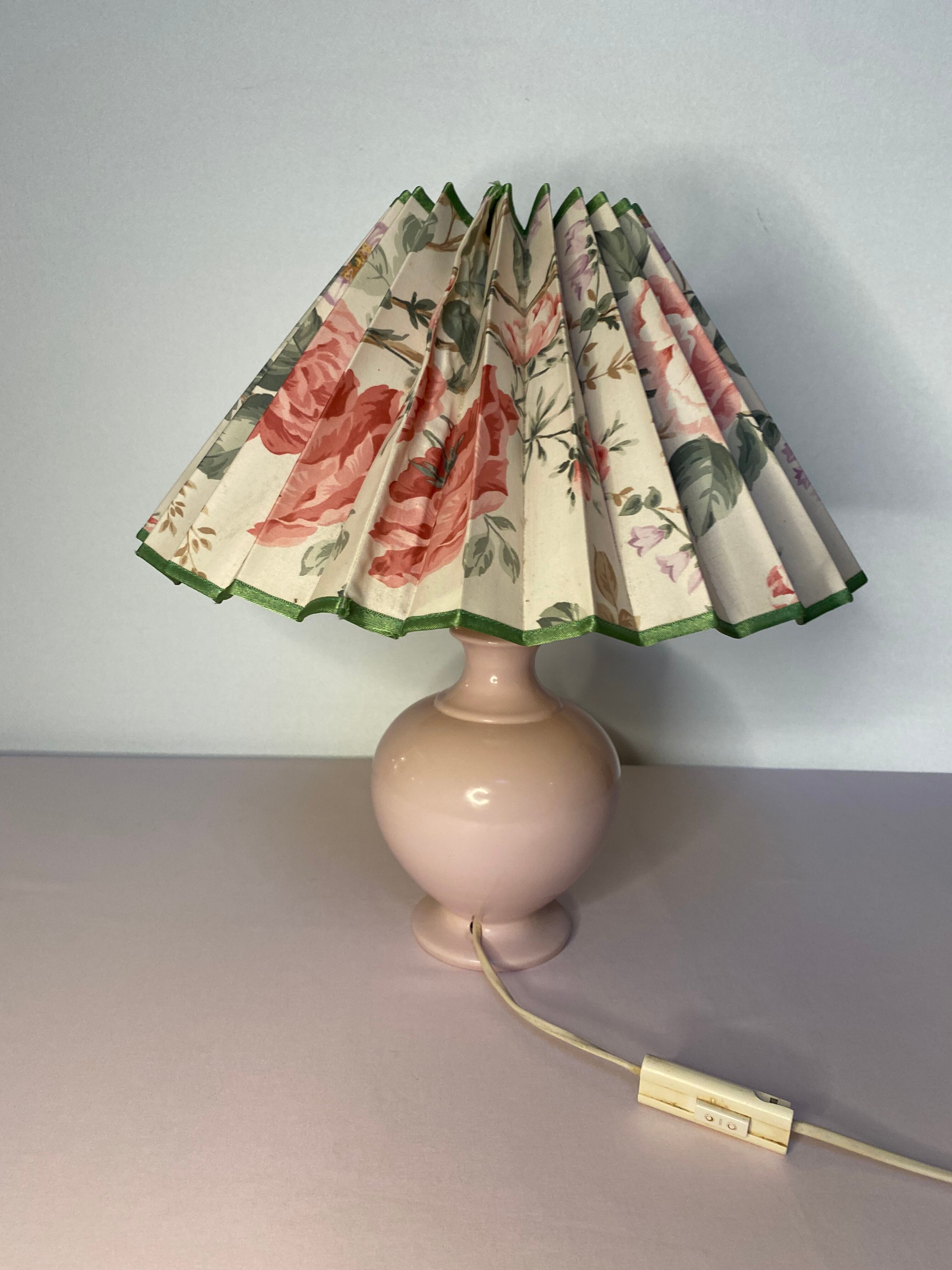 Flowery lampshade pleated