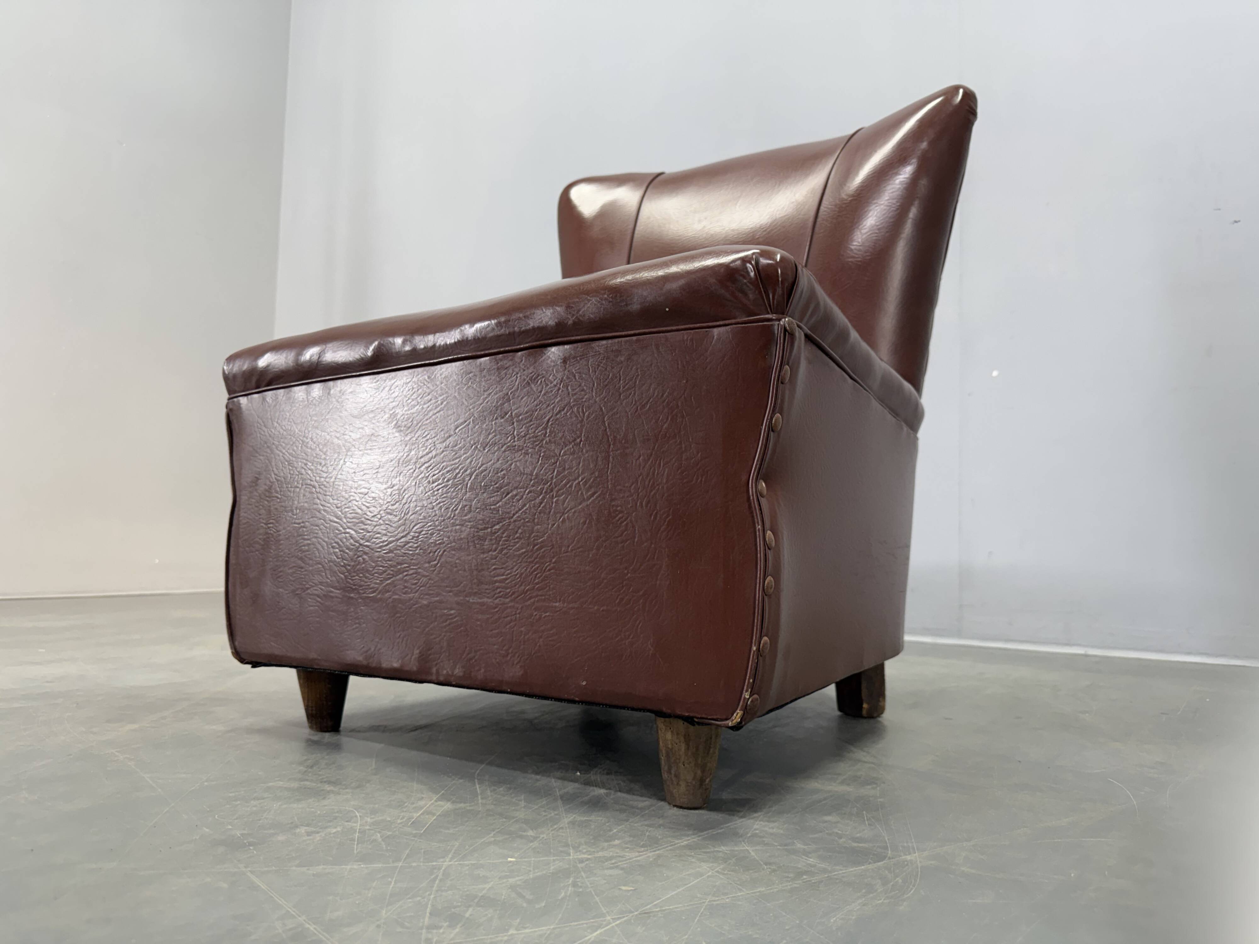 1950s Italian Mid Century Leatherette Lounge Chair