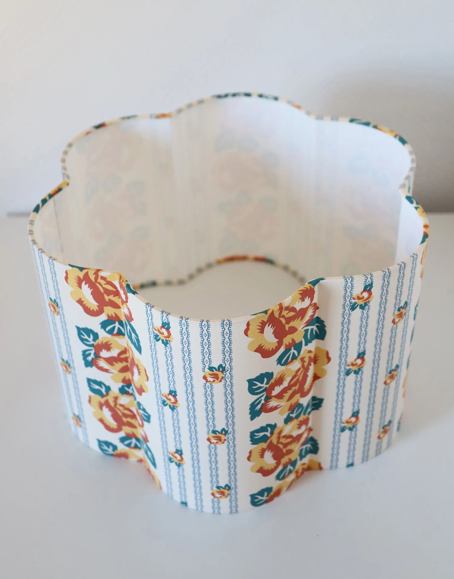 Flower-shaped lampshade Flora "vanavez flowers"