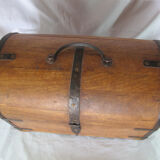 Wooden bottle holder box