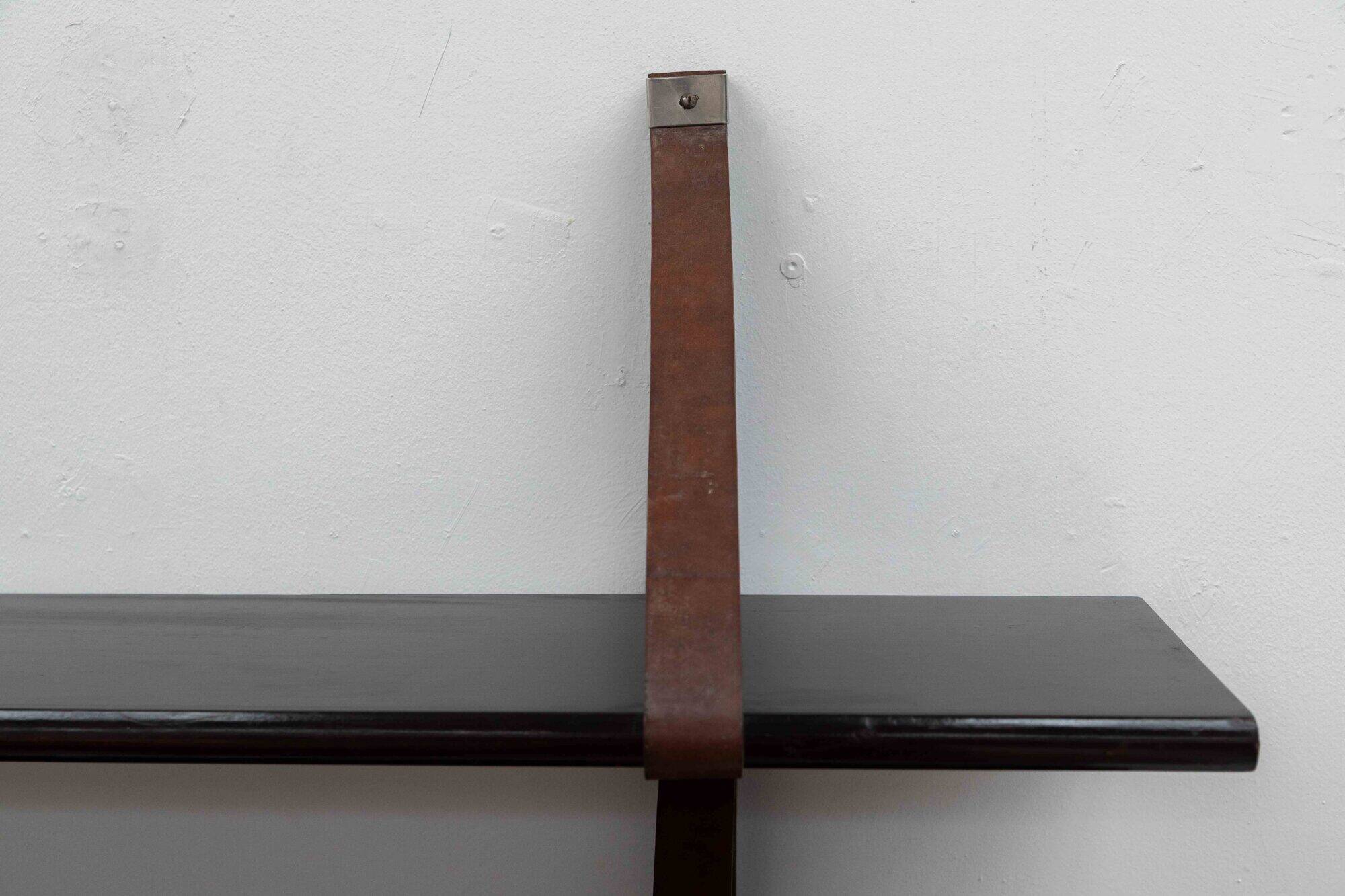 'Correas' wall shelves by Miquel Milà