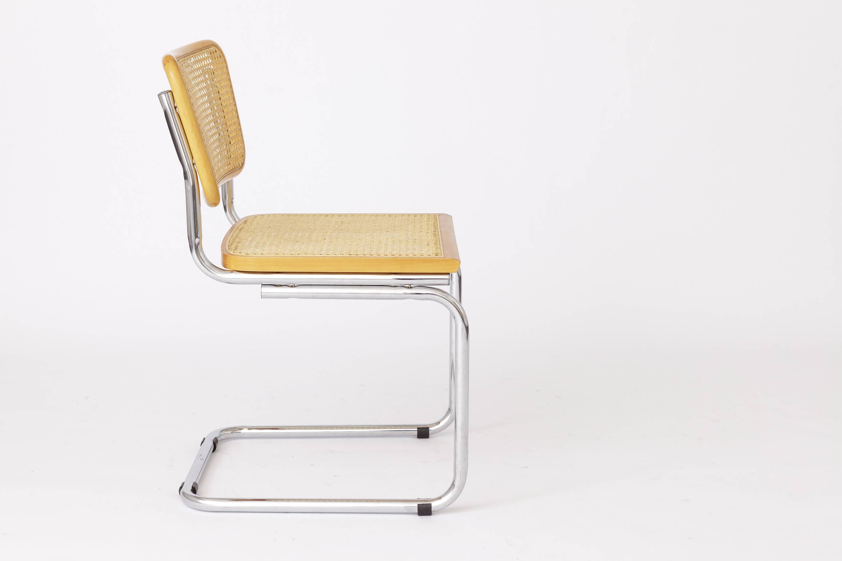 2 Cantilever Chair 1990s Vintage - Italy Design