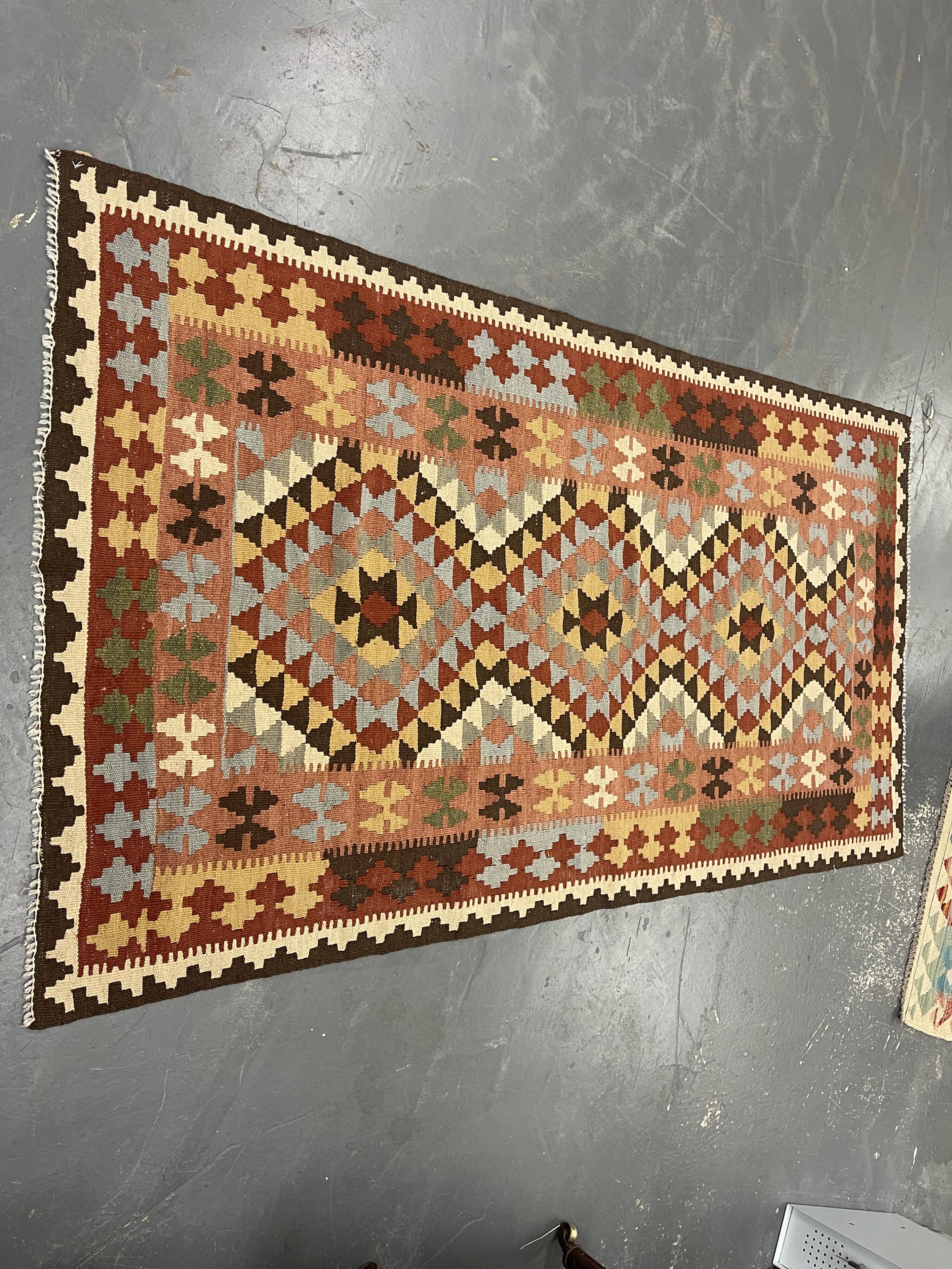 Geometric Kilim Runner Rug, Handmade Wool Contemporary Rug 185 x 103 cm