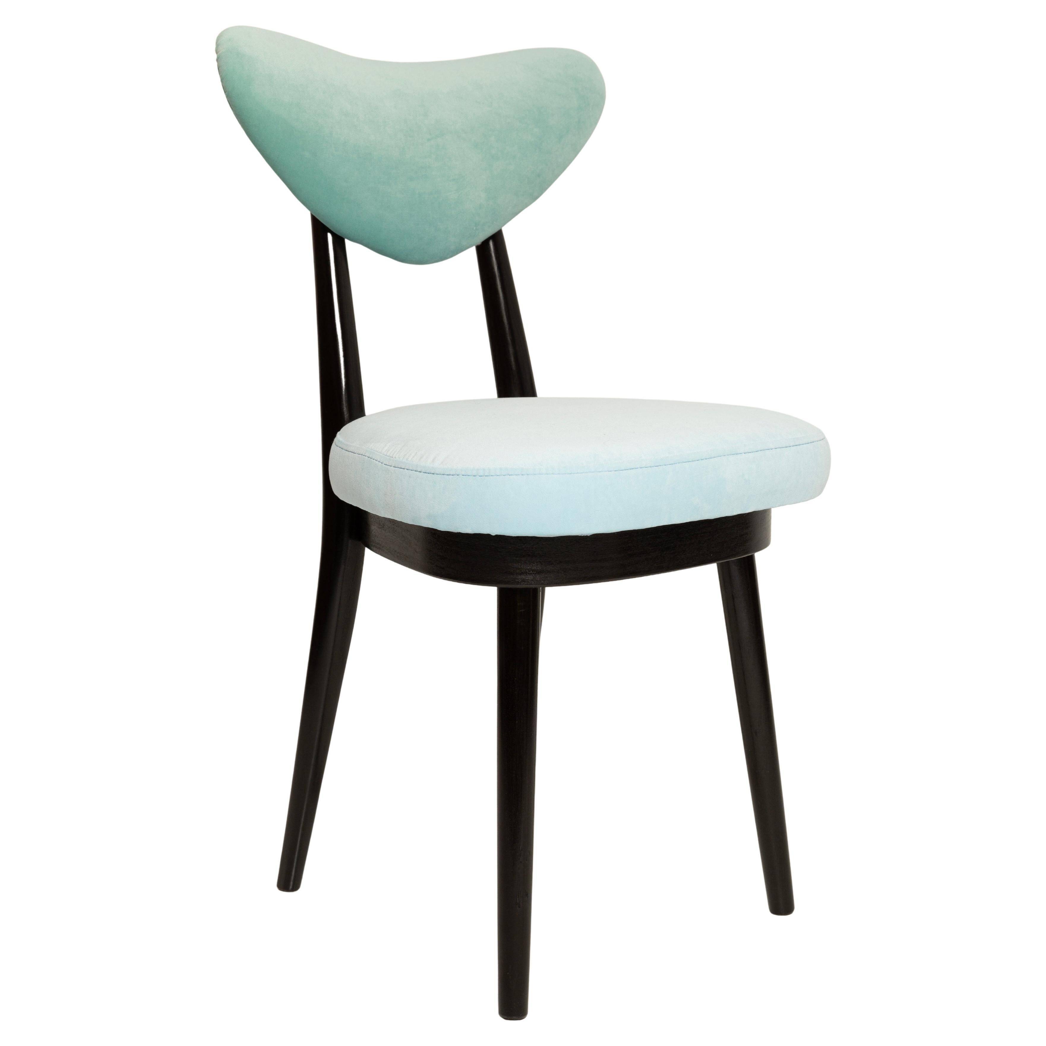 Mid-century heart-shaped chair in mixed green and blue velvet, Europe, 1960s.