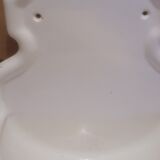 Hand wash wall fountain