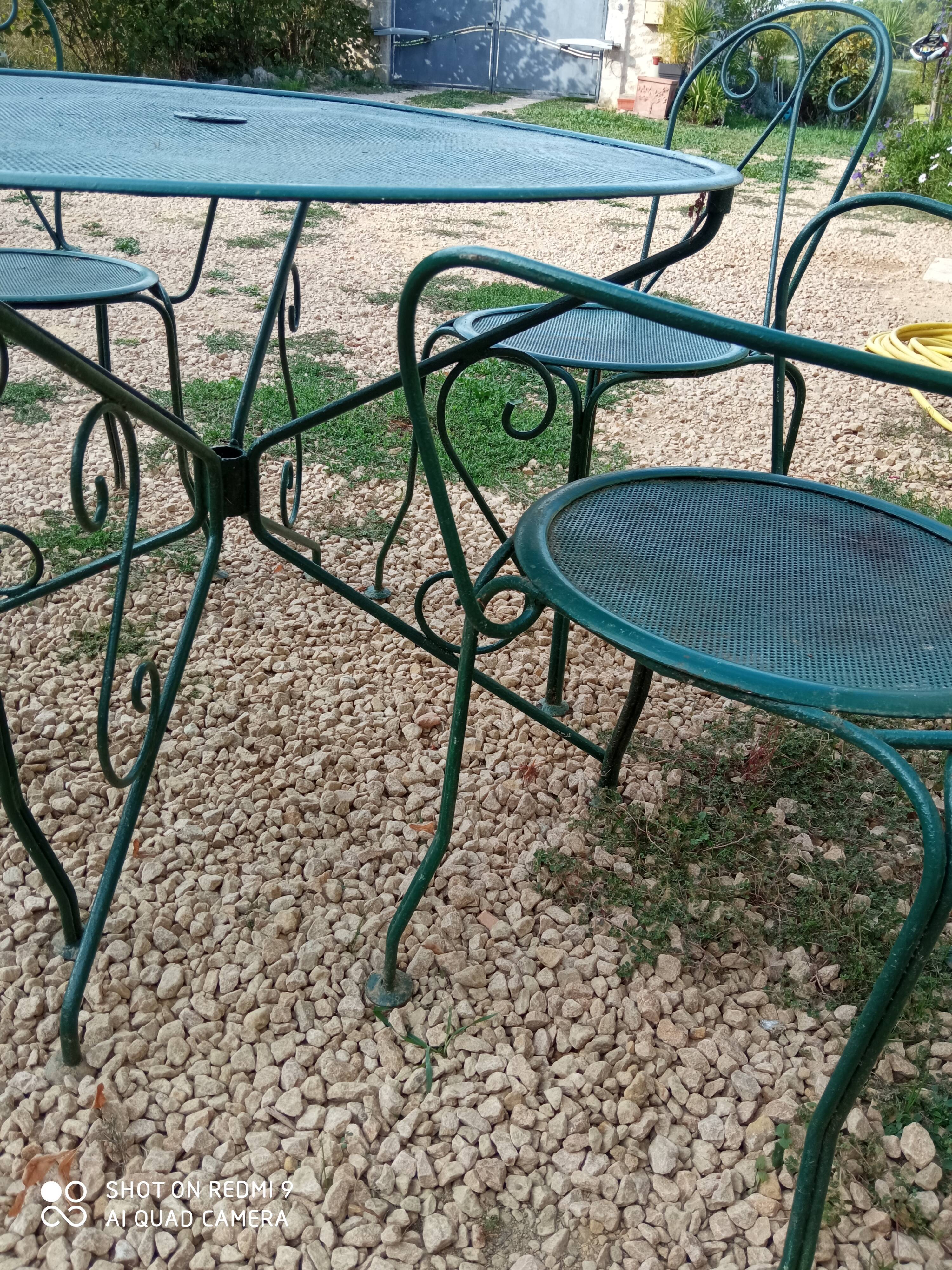wrought iron garden furniture