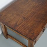 Table basse rustique en châtaignier de ferme espagnole du XVIIIe siècle