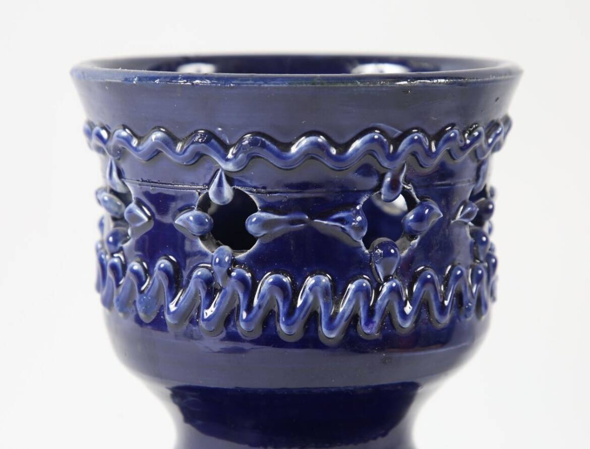 Vase en céramique ajourée, Italie