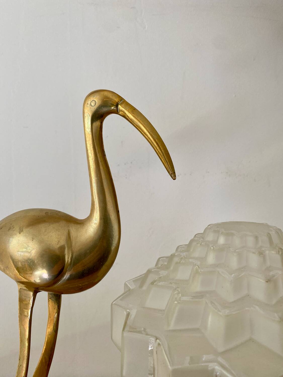 Vintage art deco globe table lamp in frosted glass