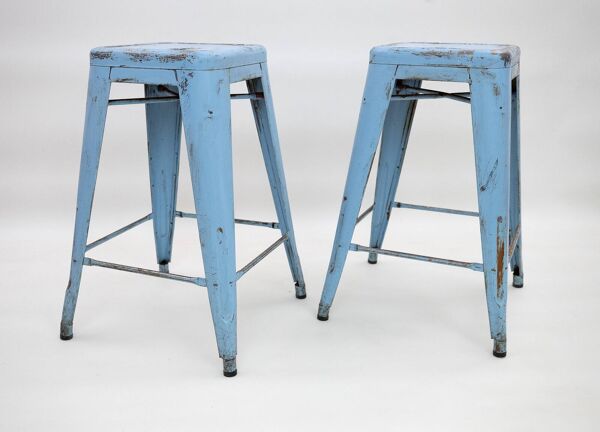 Lot de 2 tabourets de bar et de comptoir vintage TOLIX par Xavier Pauchard