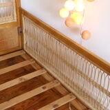 Child bed in curved wood and rattan