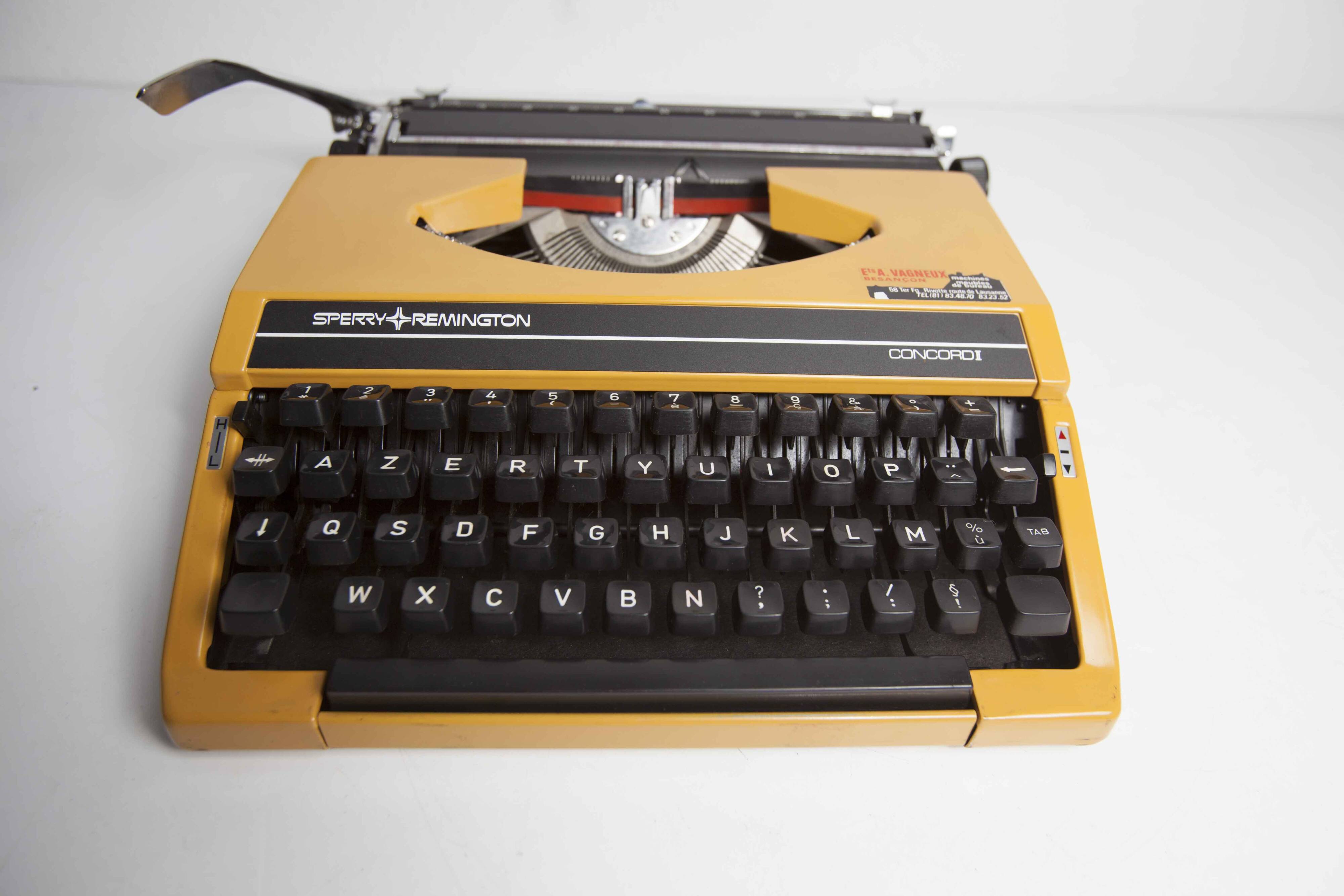 Sperry Remington concord II typewriter Overhauled and new ribbon